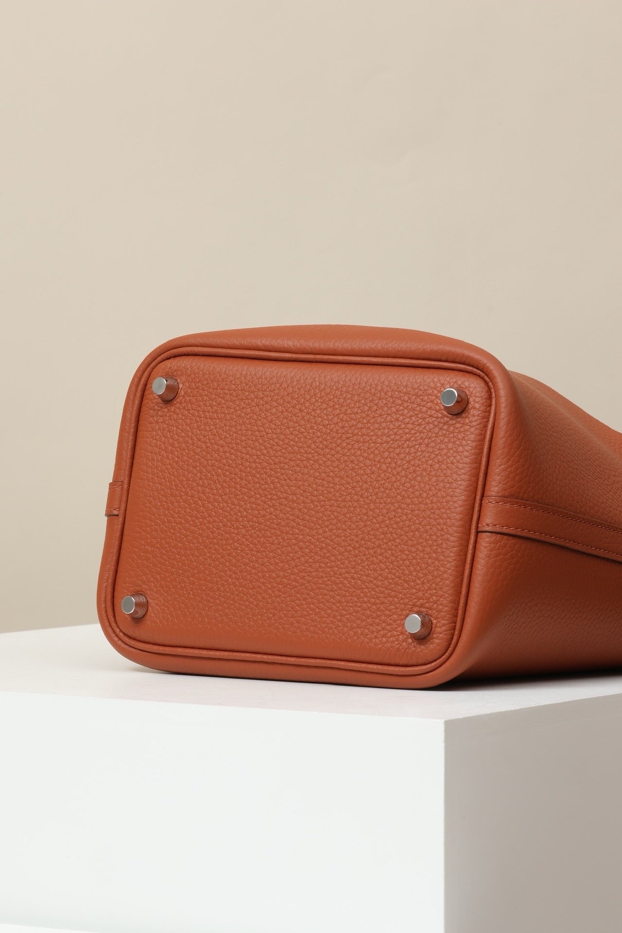 CL18 6C Pumpkin Color PHW #4056