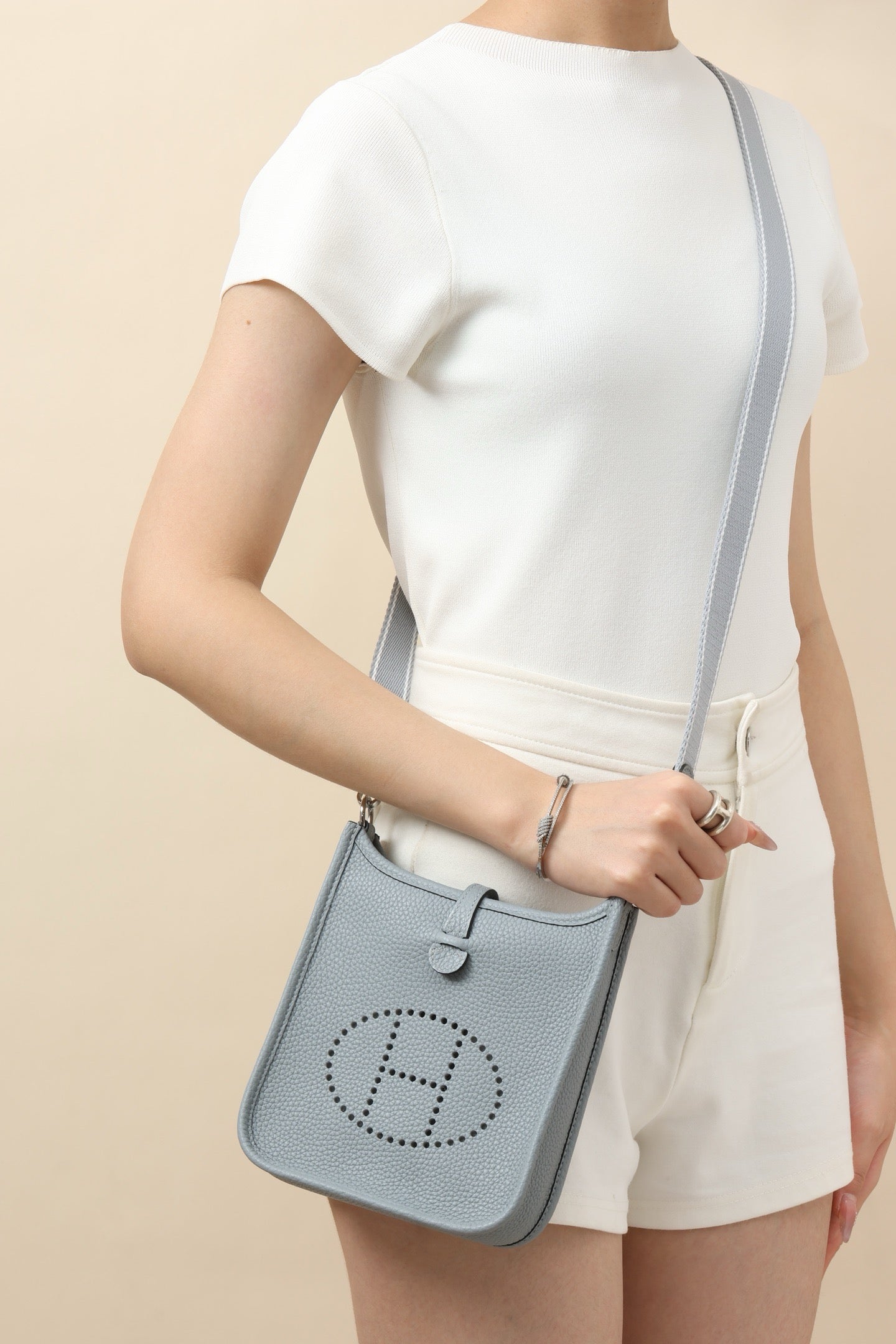 YF16 P0 Puppet Grey, Clemence bull leather crossbody bag  , PHW #4403