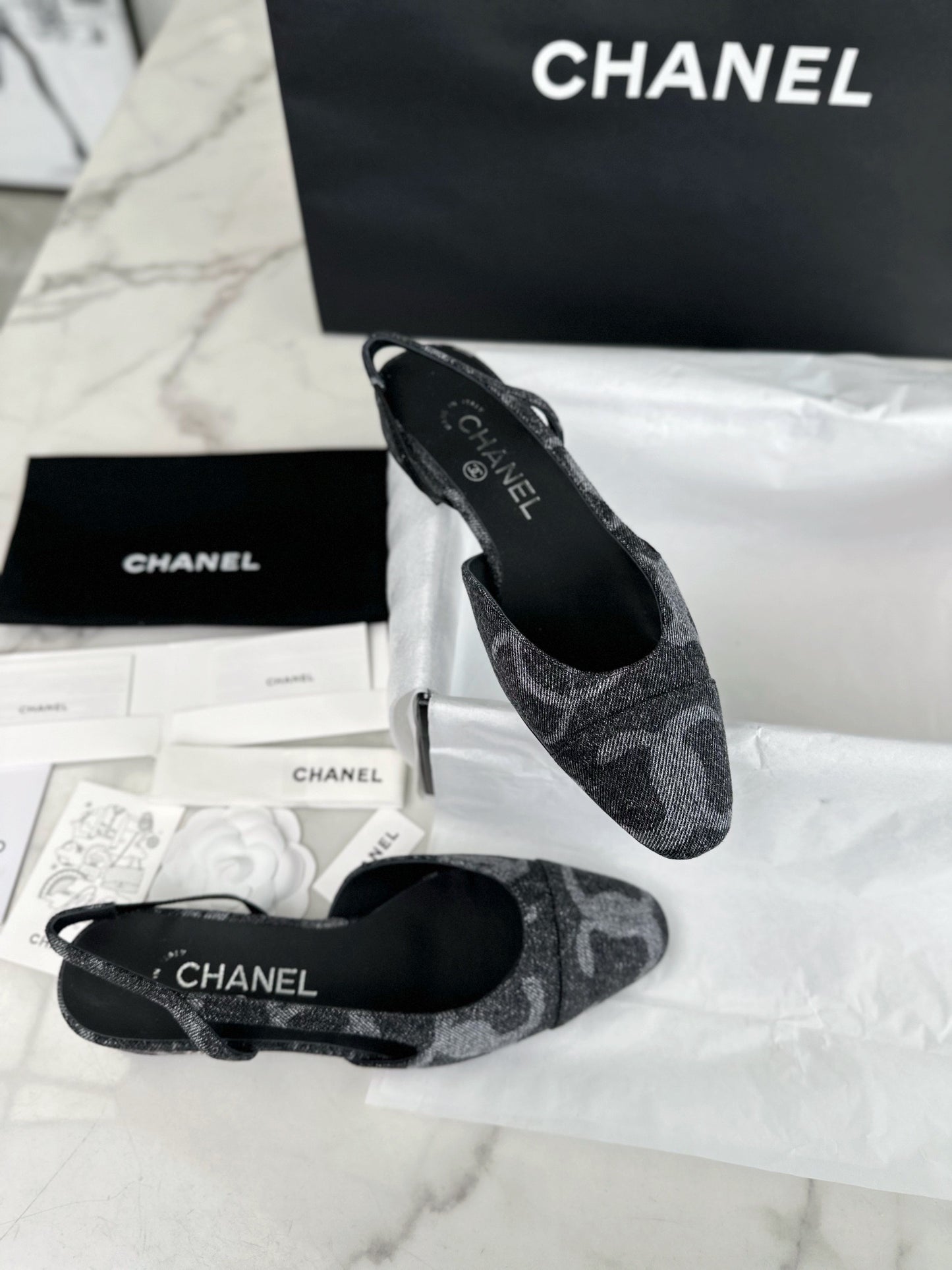 24s Sandal #308