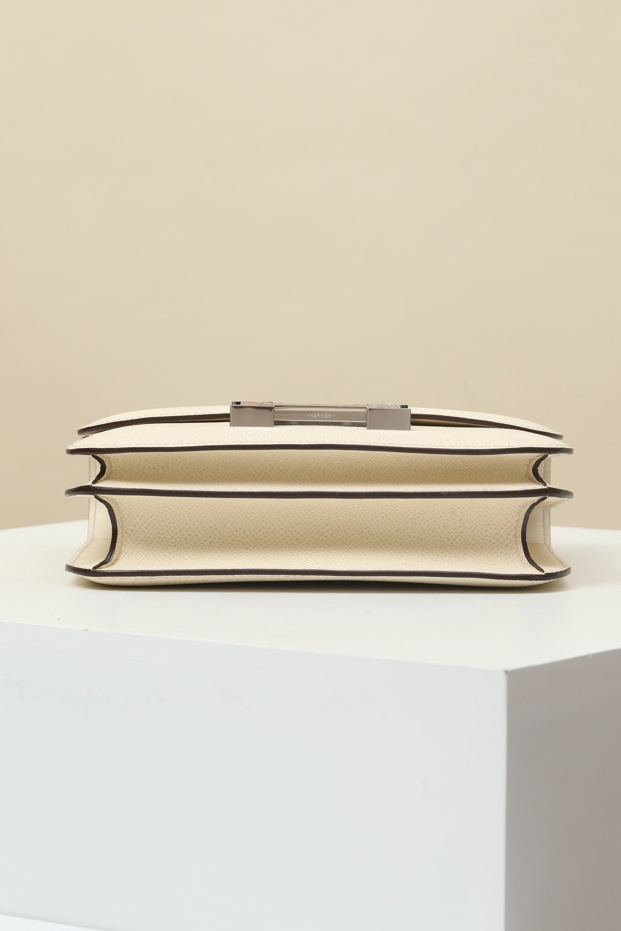 CJG19 , I2 Cream White / Tricolor Clasp,  EP leather with shiny American alligator and lizard clasp (square clasp)  #4389