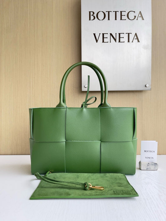 BV Mini Tote #2700