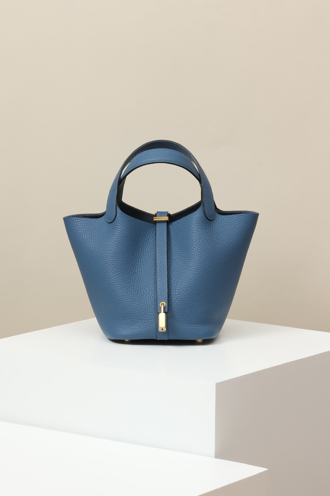 CL18 R2 Agate Blue GHW #4063