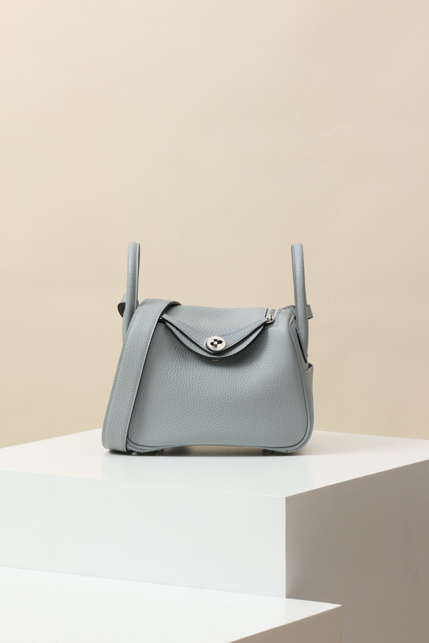 LD19 , Togo 8U Glacier Blue  PHW #4564