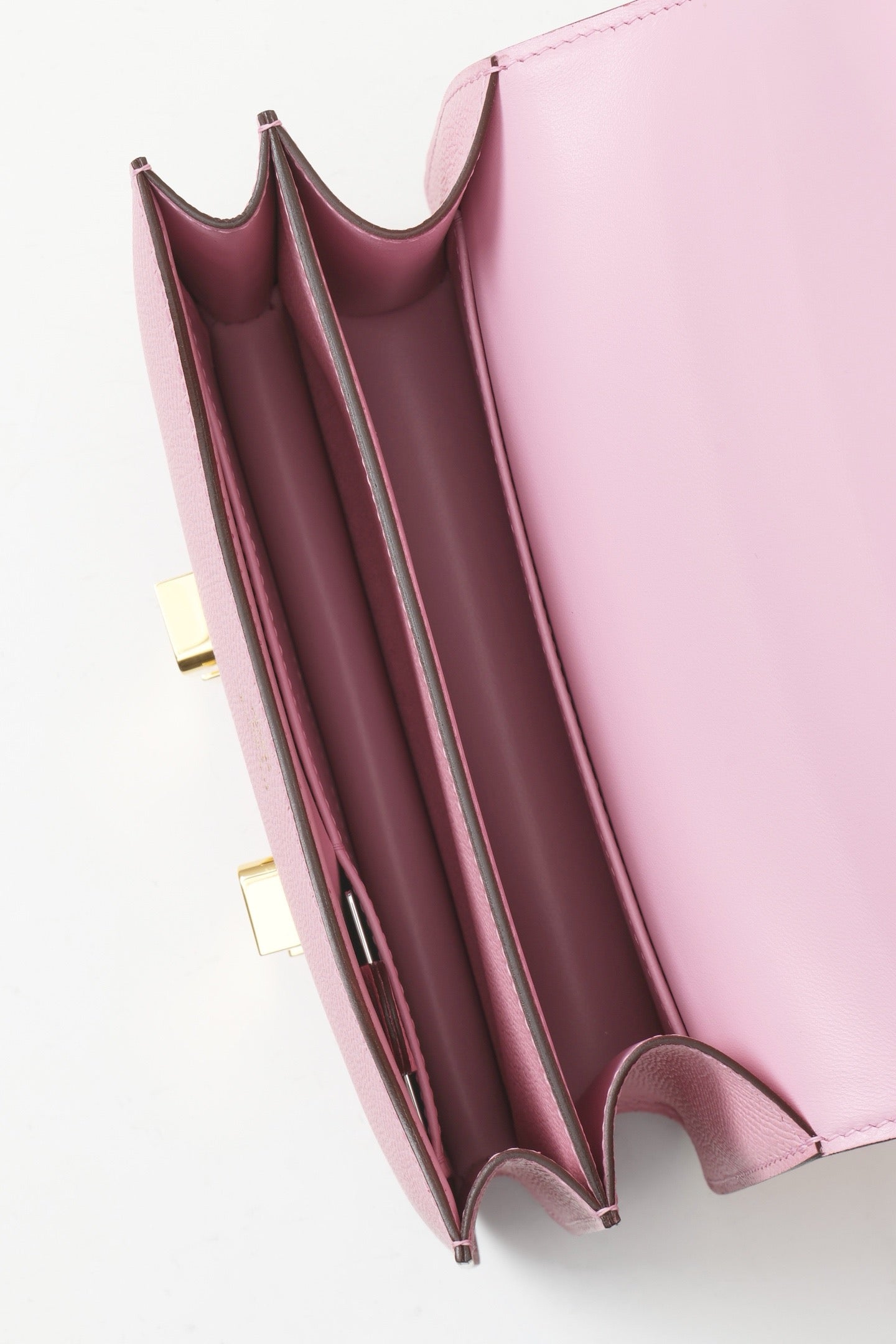 CJ19 19 cm ,  Wisteria Purple Epsom leather GHW #4307