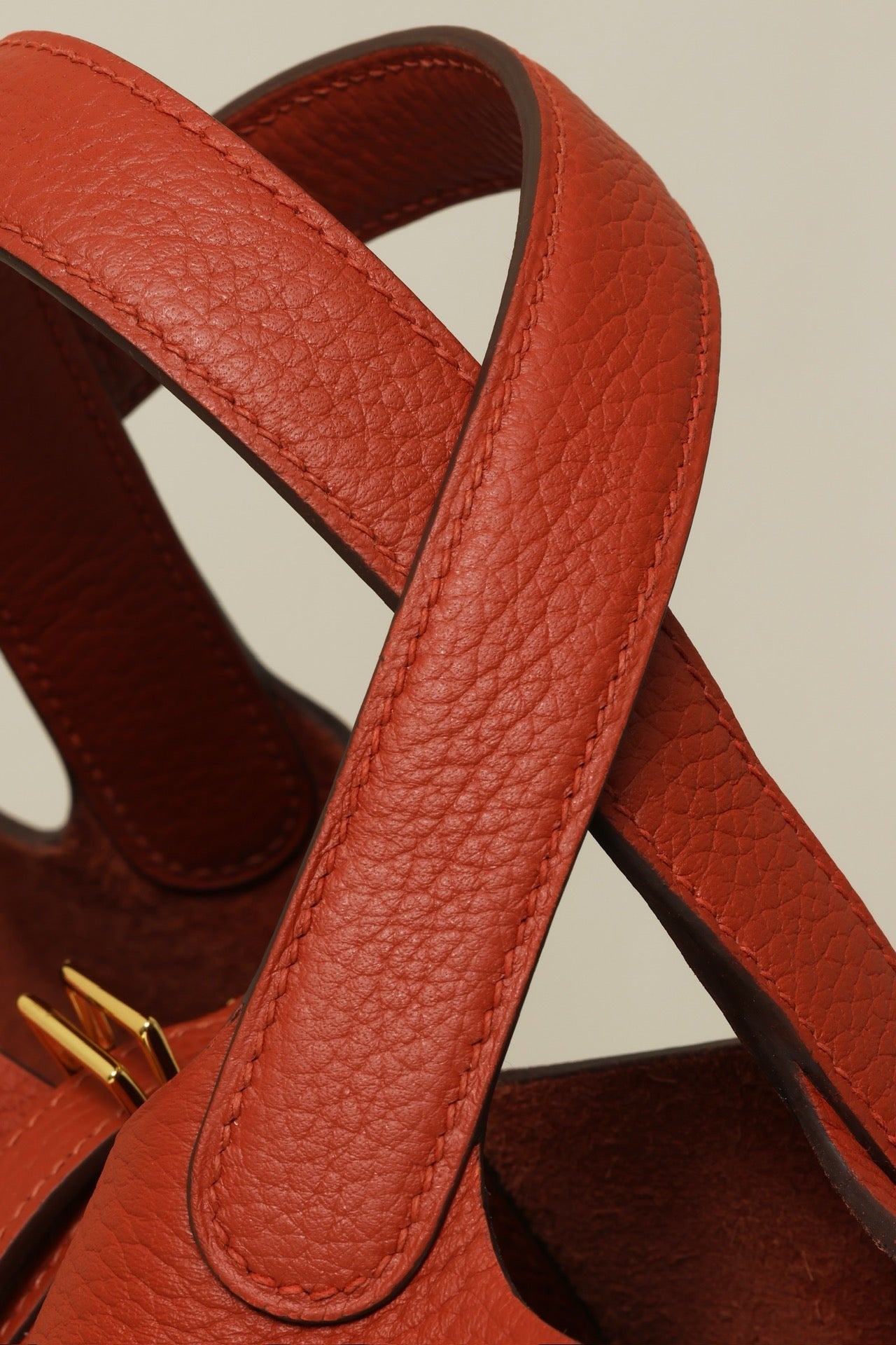 CL18 36 Brick Red GHW #4097