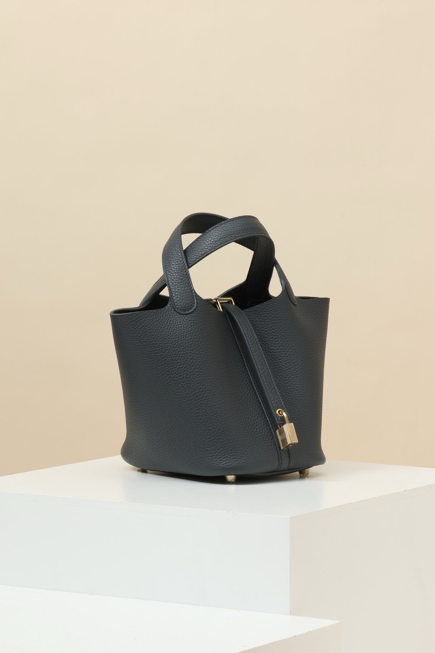 CL18 85 Slate Gray GHW #4111