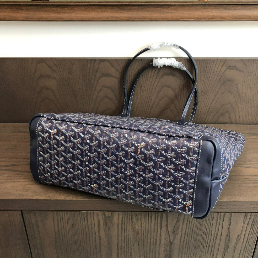 Artois MM Bag #681