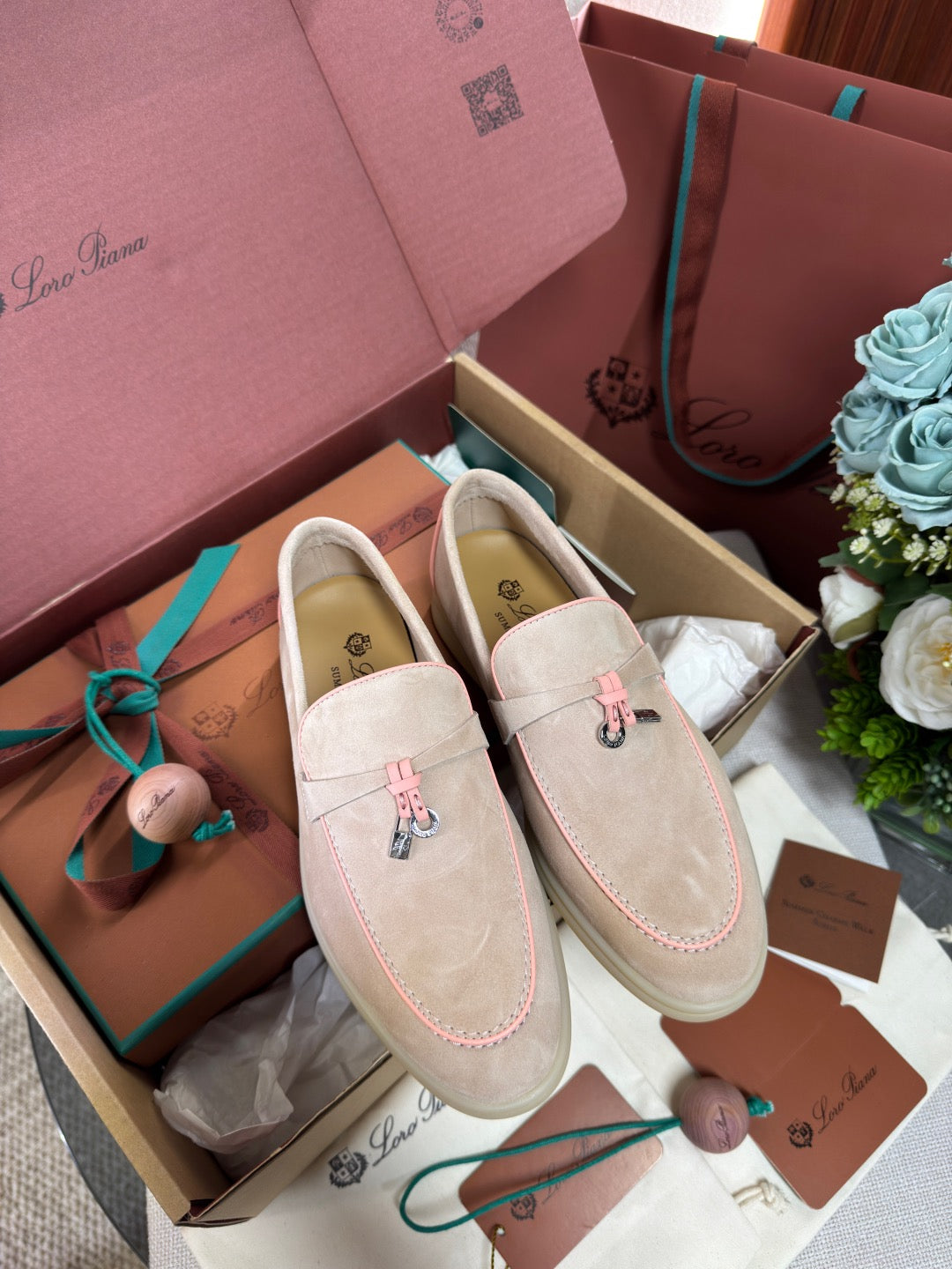 Summer Charms Walk Loafer #2034