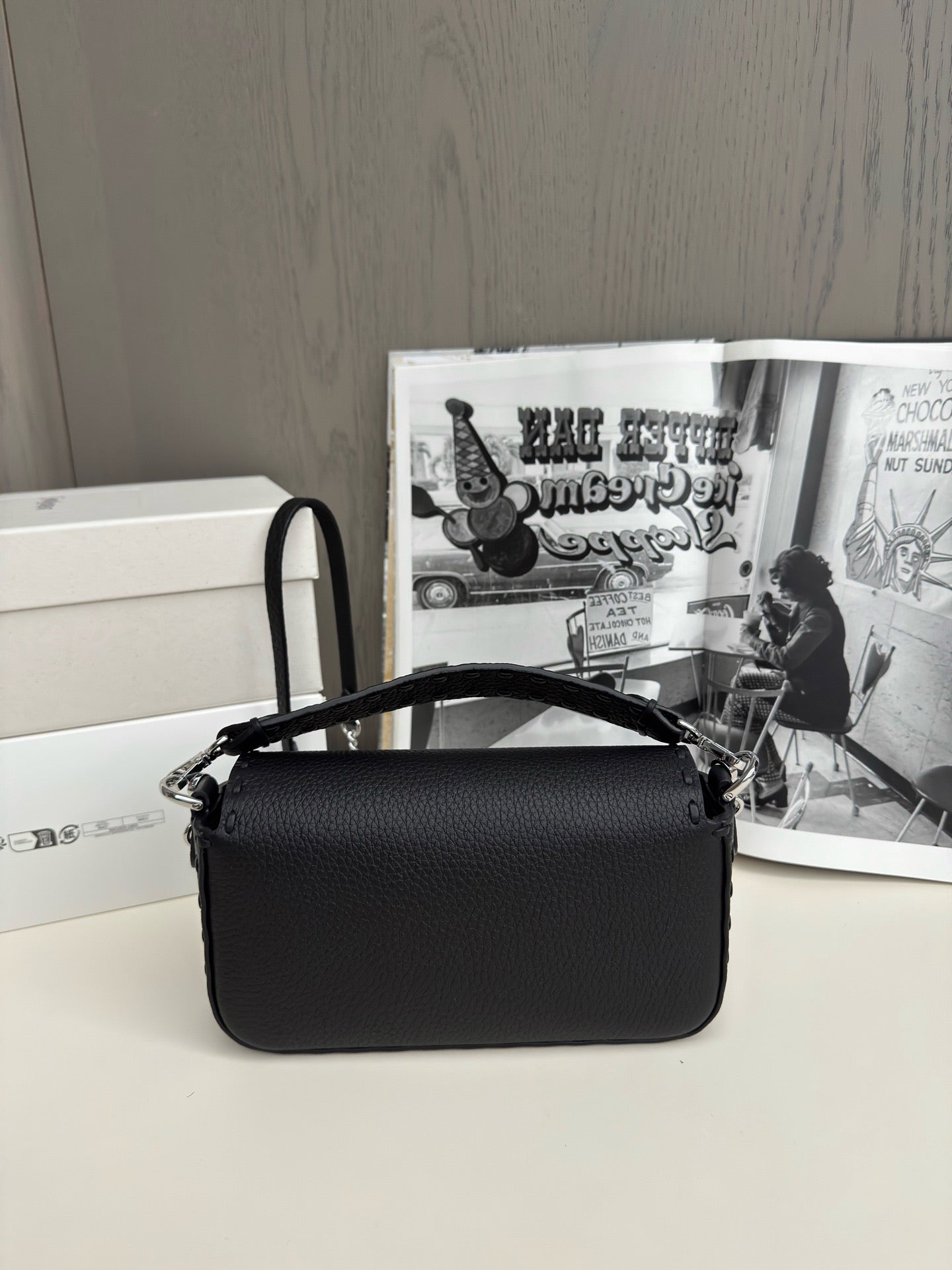 Small bag #3192