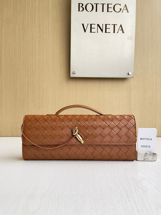 BV Long Andiamo Clutch #482
