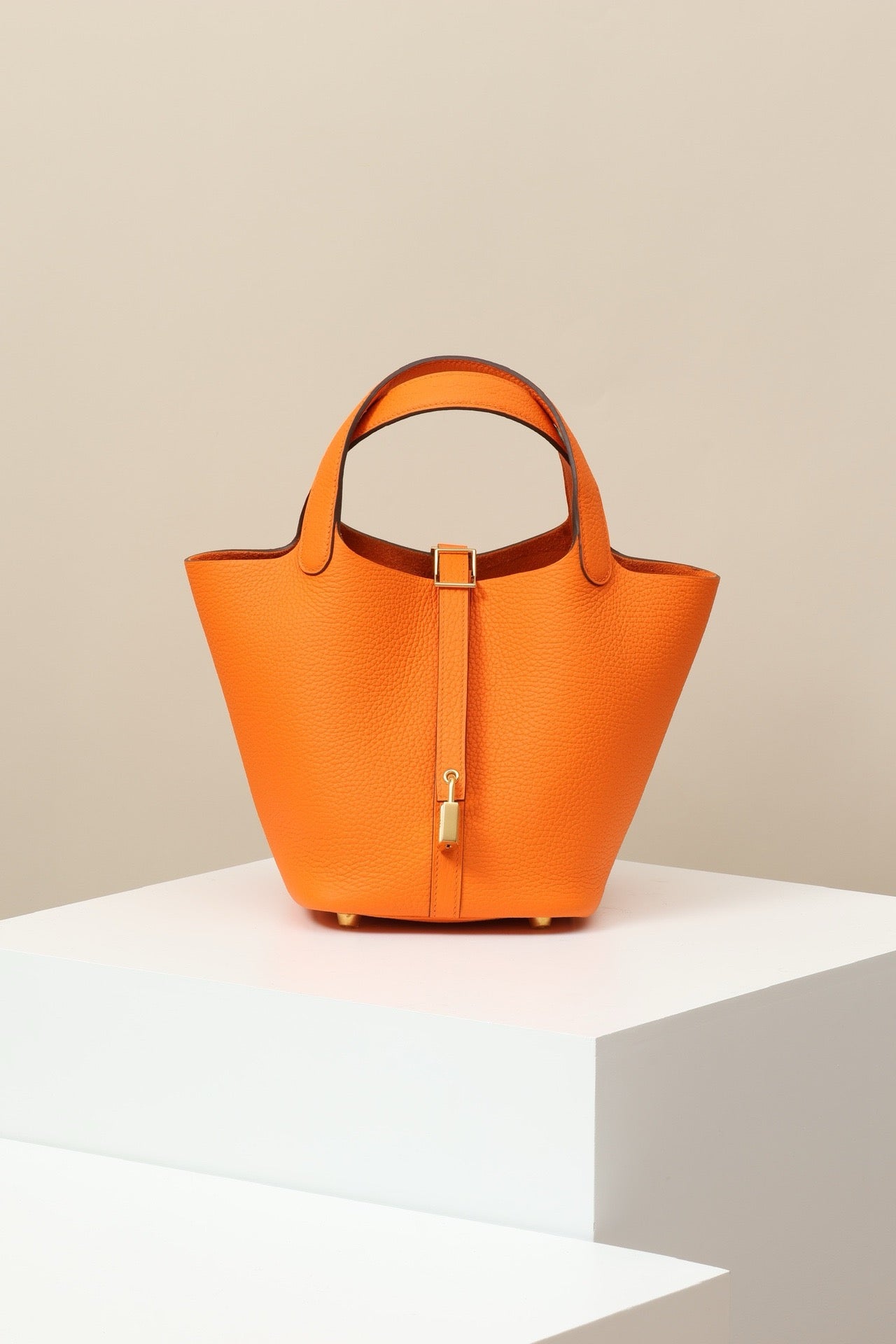 CL18 CK93 Classic Orange GHW #4070