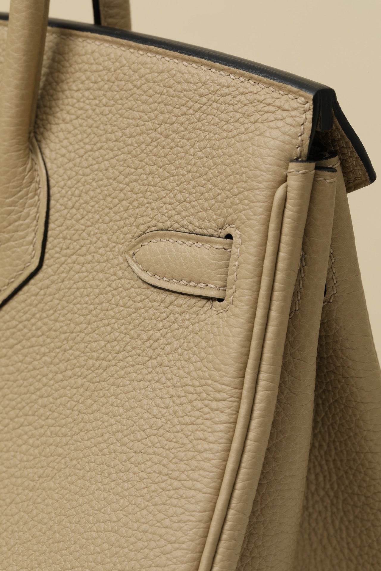 BK25 Trench Gray # 3878