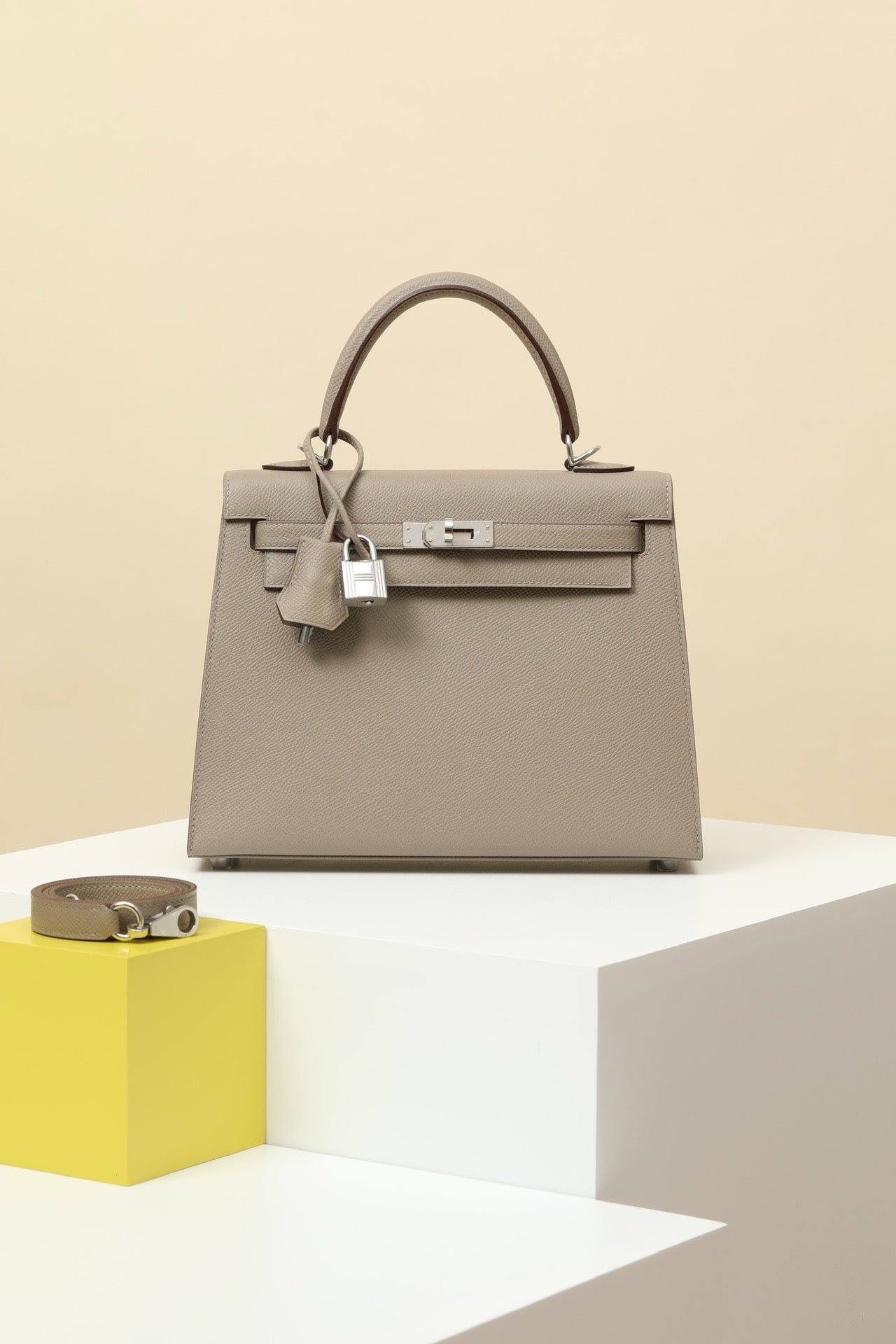 KL25 Asphalt Gray #3692