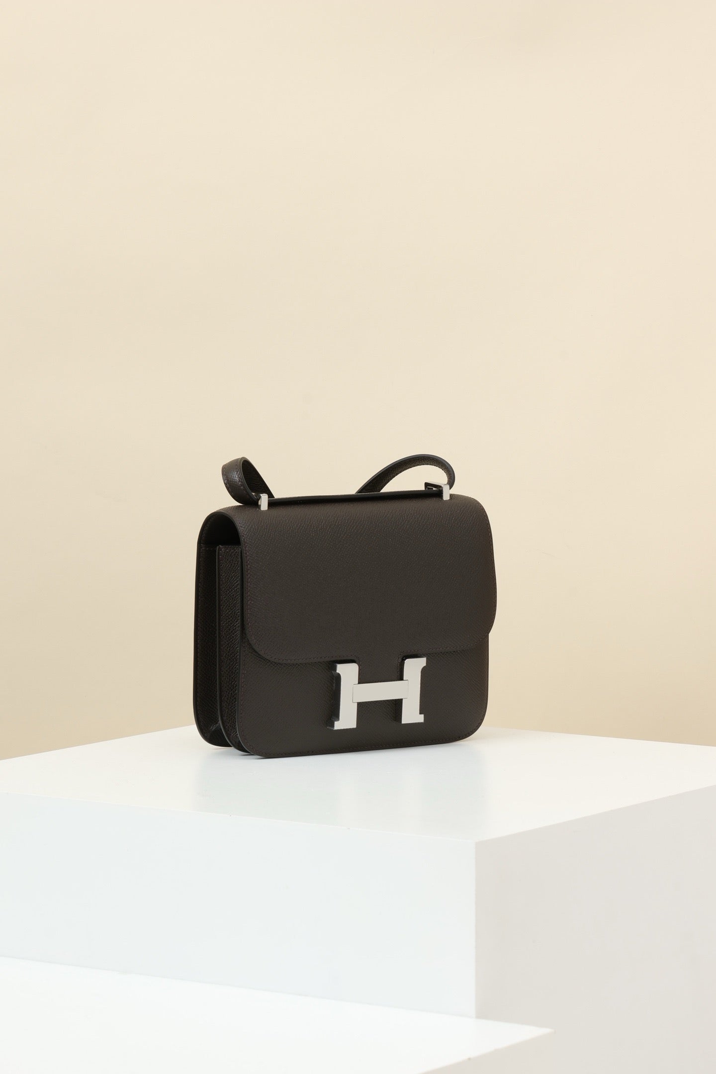 CJ19 19 cm ,  Bark Brown Epsom leather PHW #4310