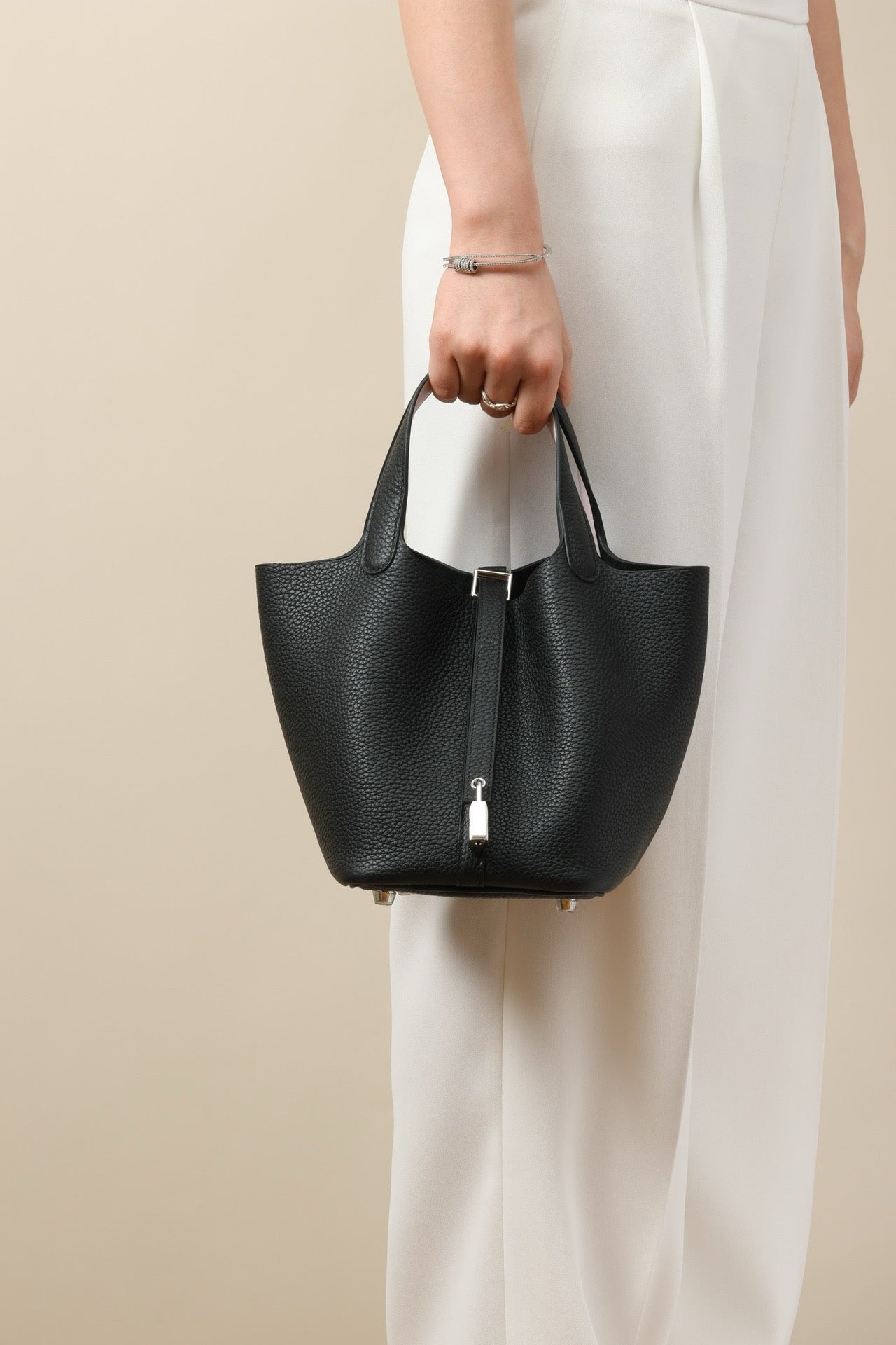 CL18  CK89 Black / 09 Dreamy Purple PHW #4076