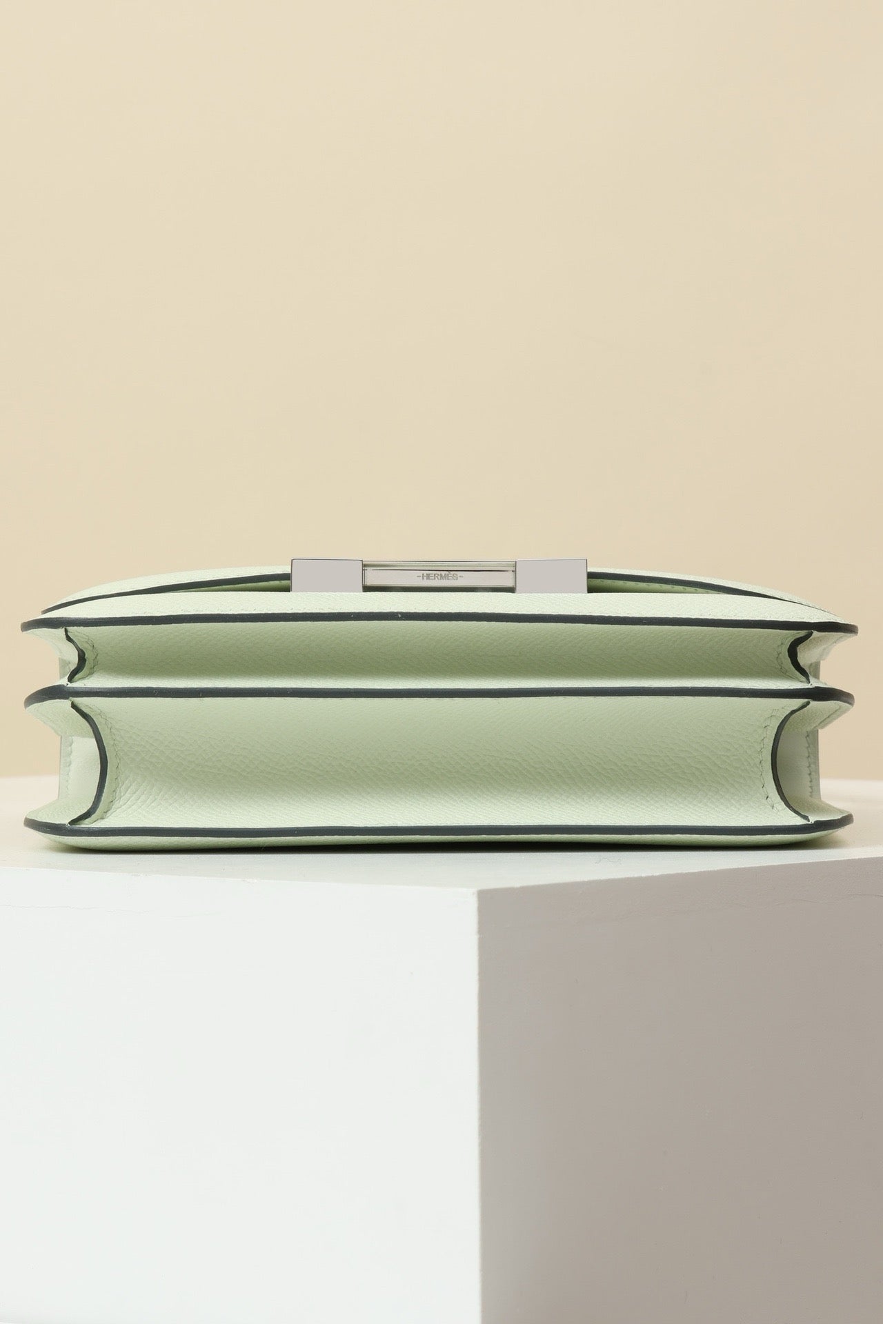 CJ19 19 cm , Bubble Green Epsom leather PHW #4326