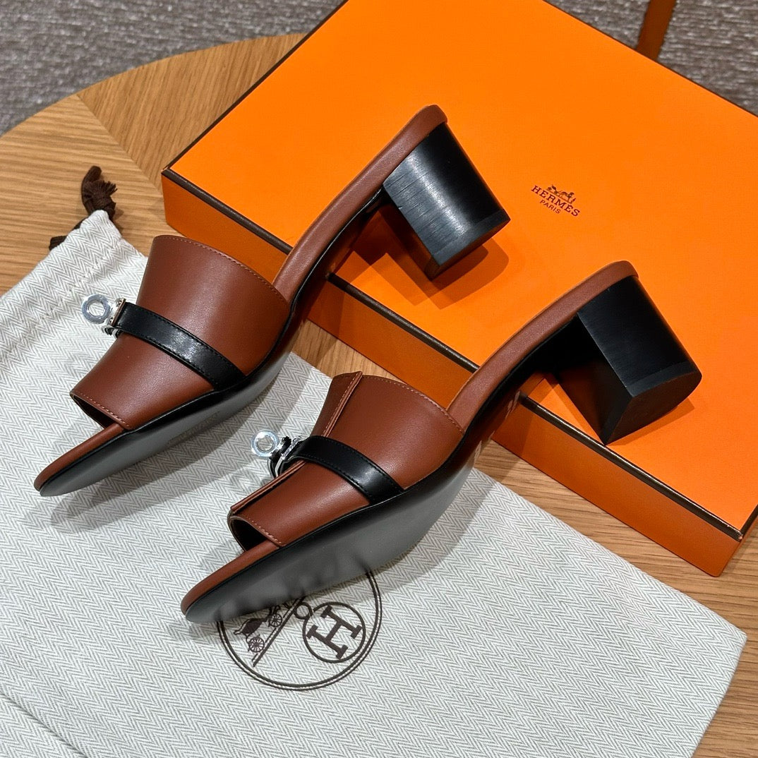 Sandal #3077