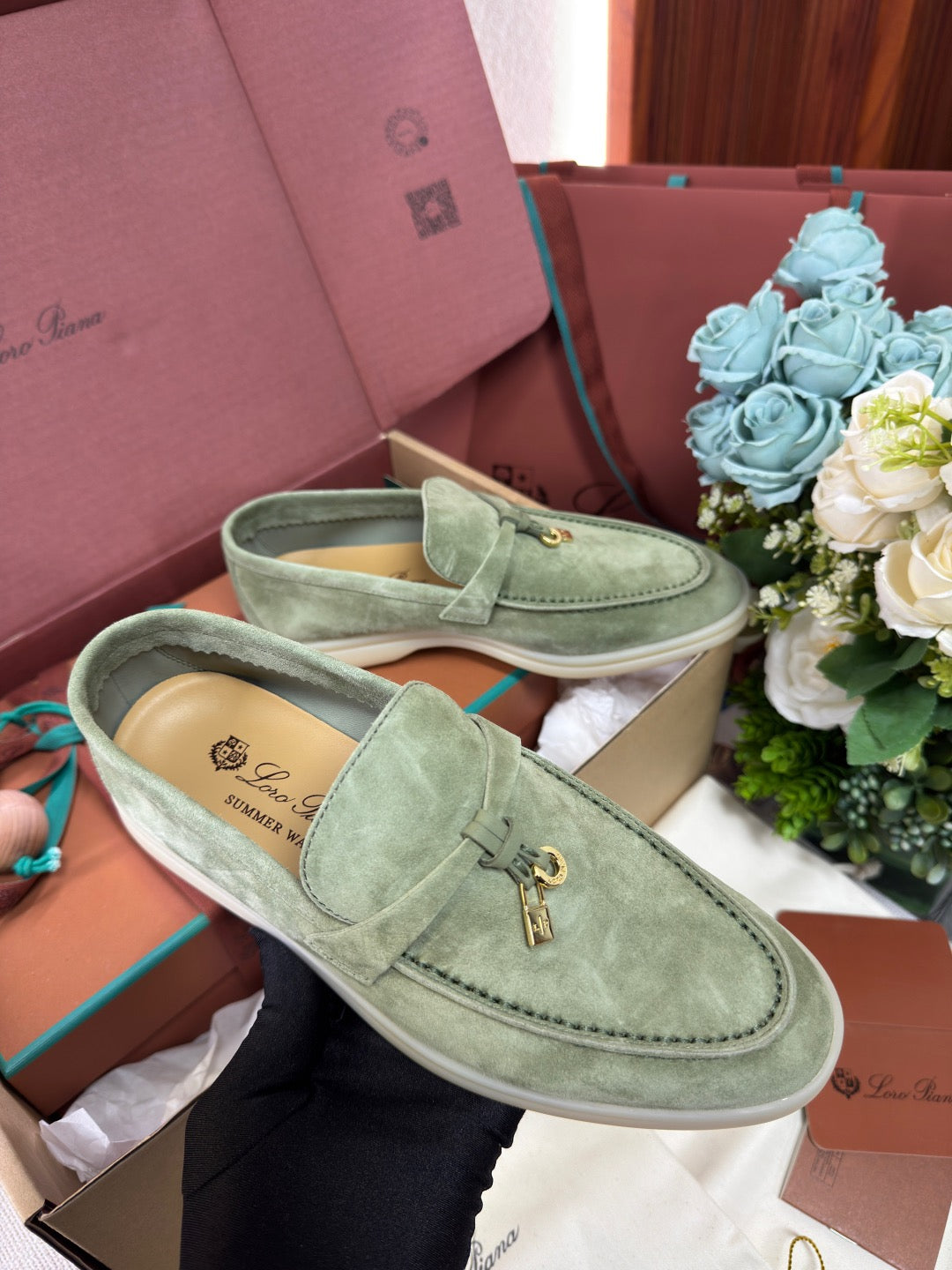 Summer Charms Walk Loafer #2028