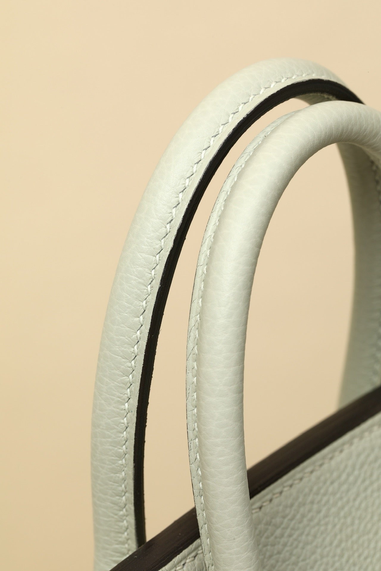 BK25 Crystal Gray # 3888