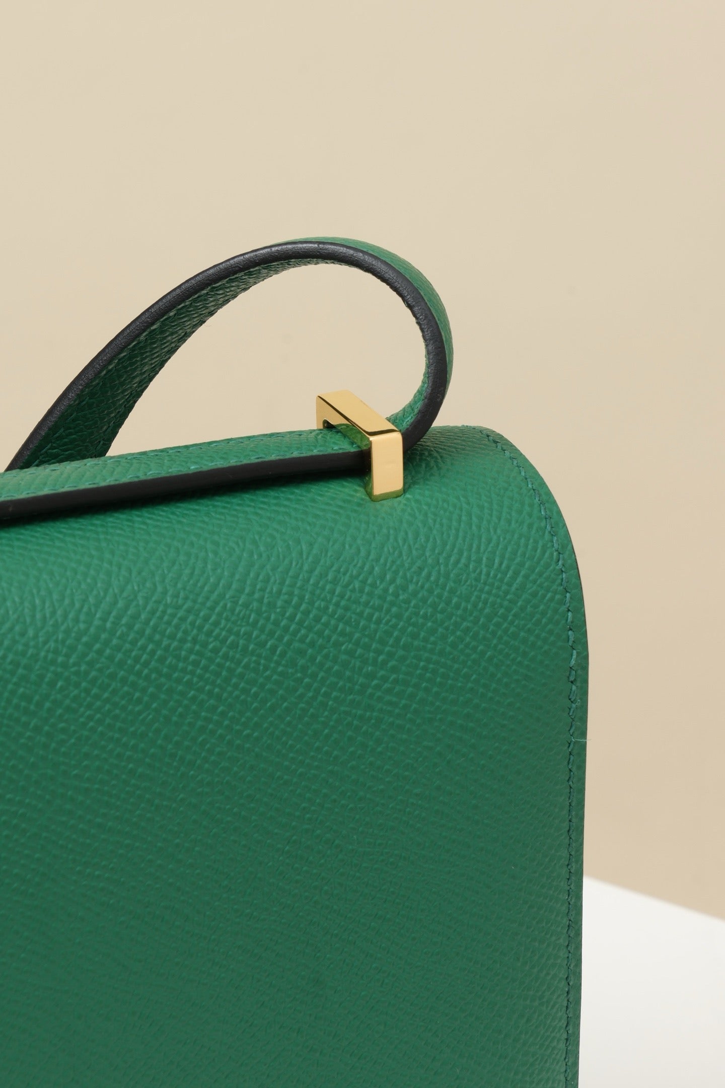 CJ19 19 cm , Velvet Green Epsom leather GHW #4323