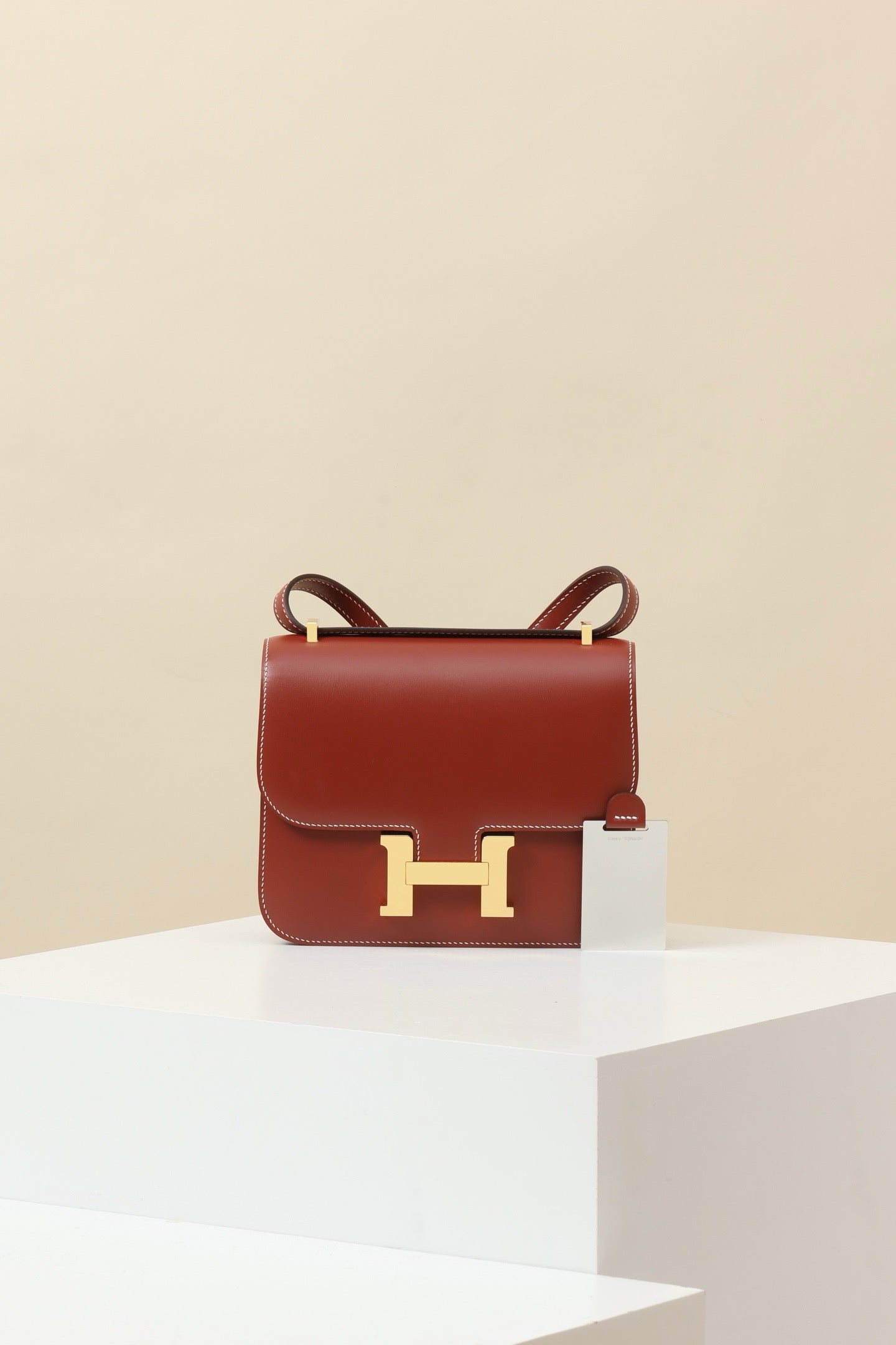 CJ19 19 cm ,  Brick Red Box leather GHW #4293