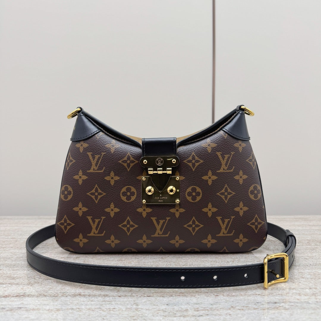 Bag #1242