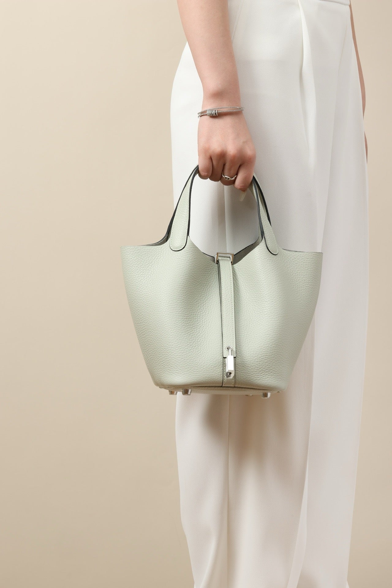 CL18 OW Crystal Gray PHW #4050