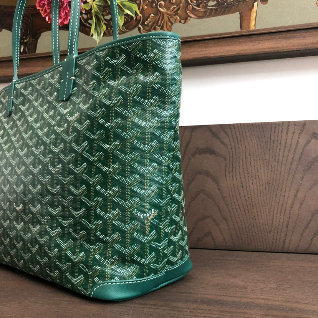 Artois PM Bag #694