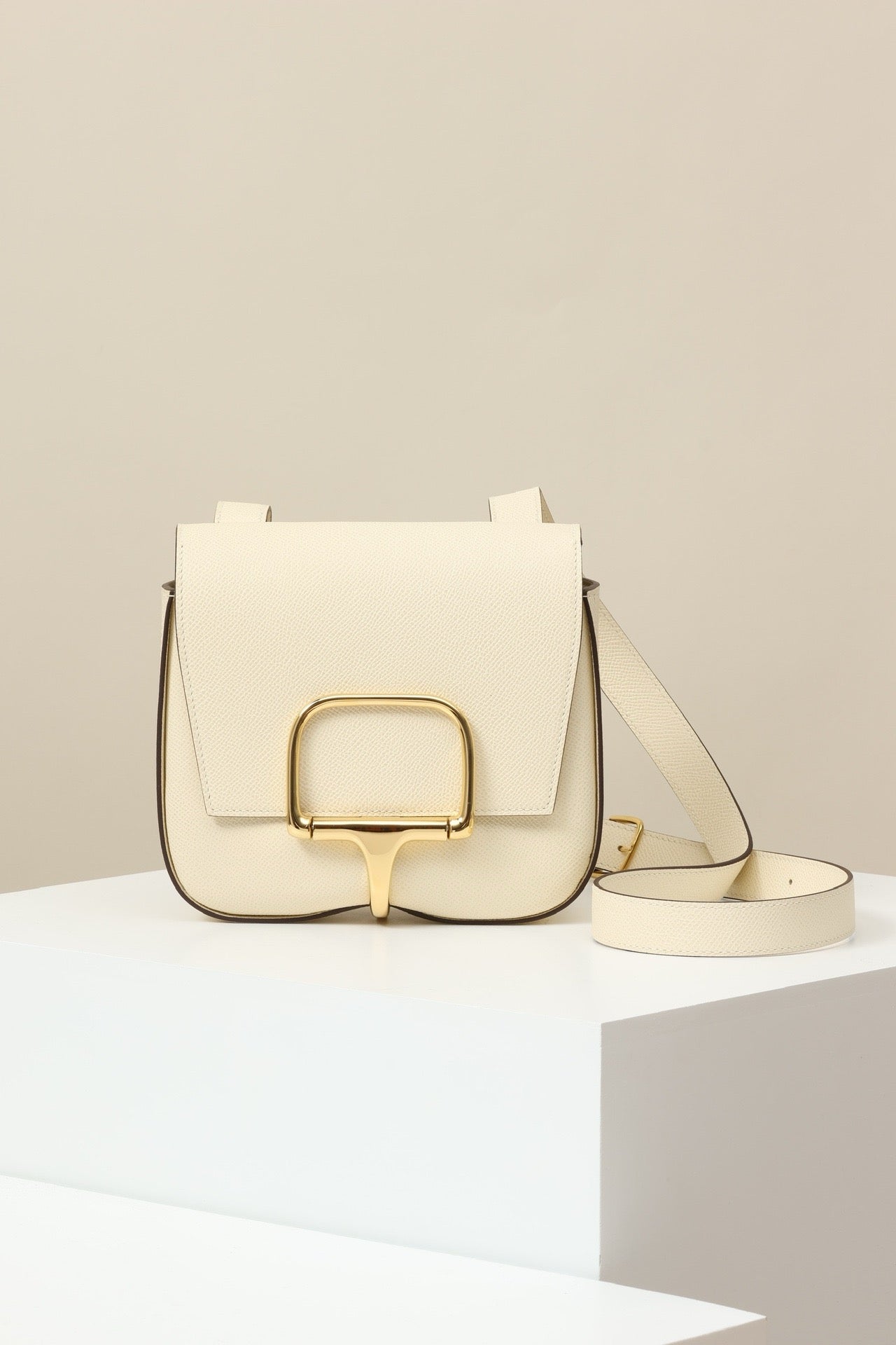 PG18 Cream White #3768