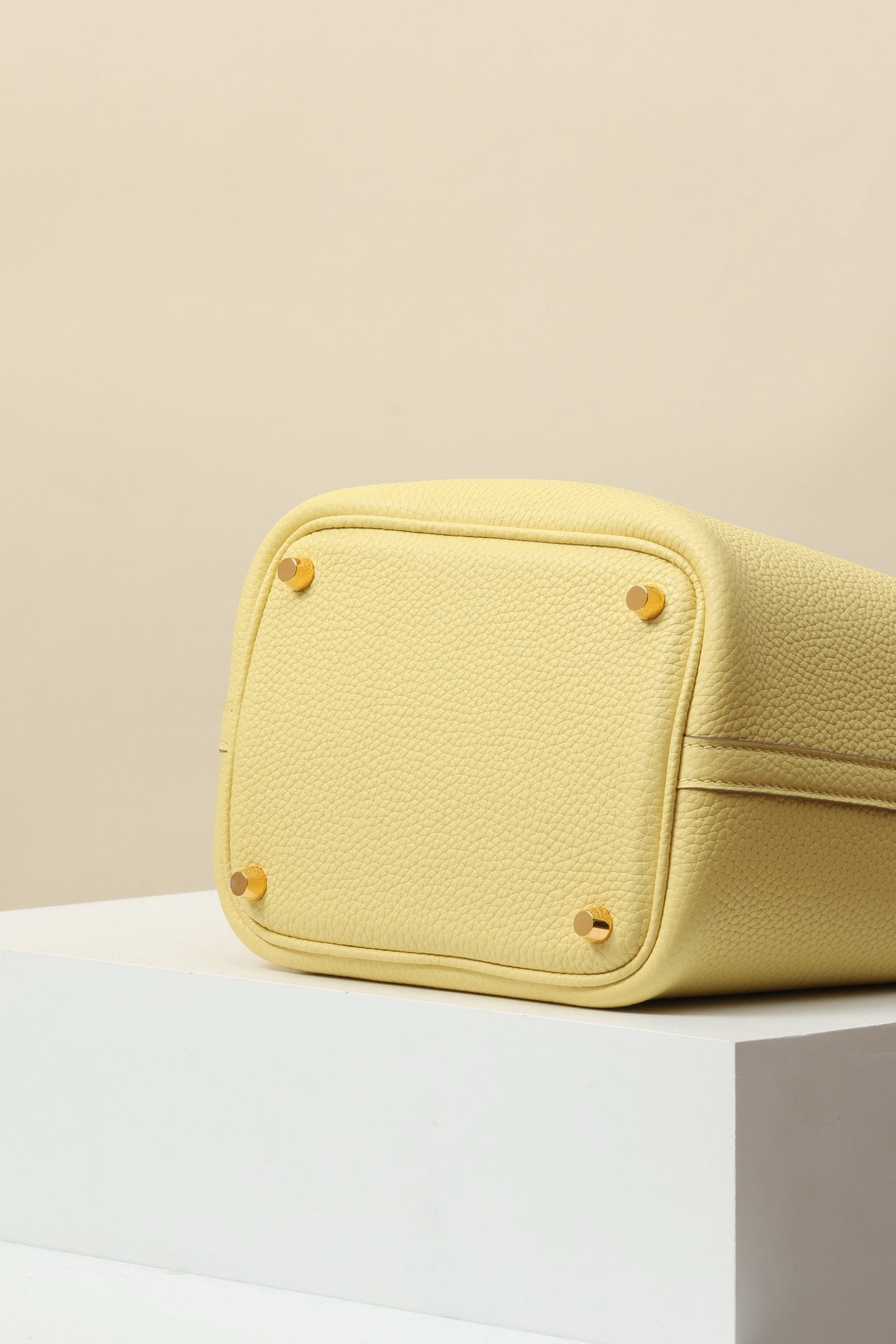 CL18 OY Lemon Wine Yellow GHW #4106