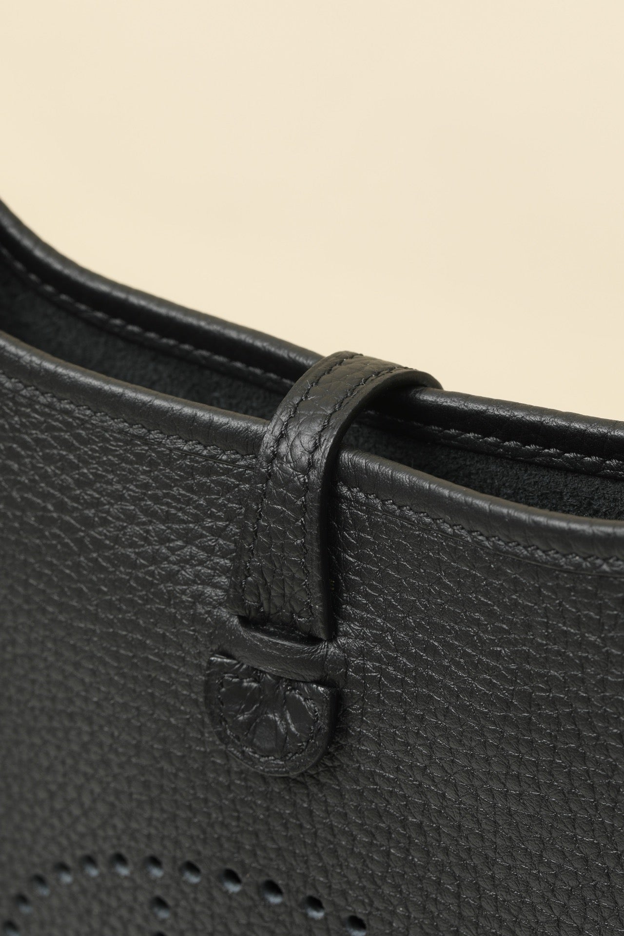 YF16 CK89 BlackClemence bull leather crossbody bag  ,GHW#4443