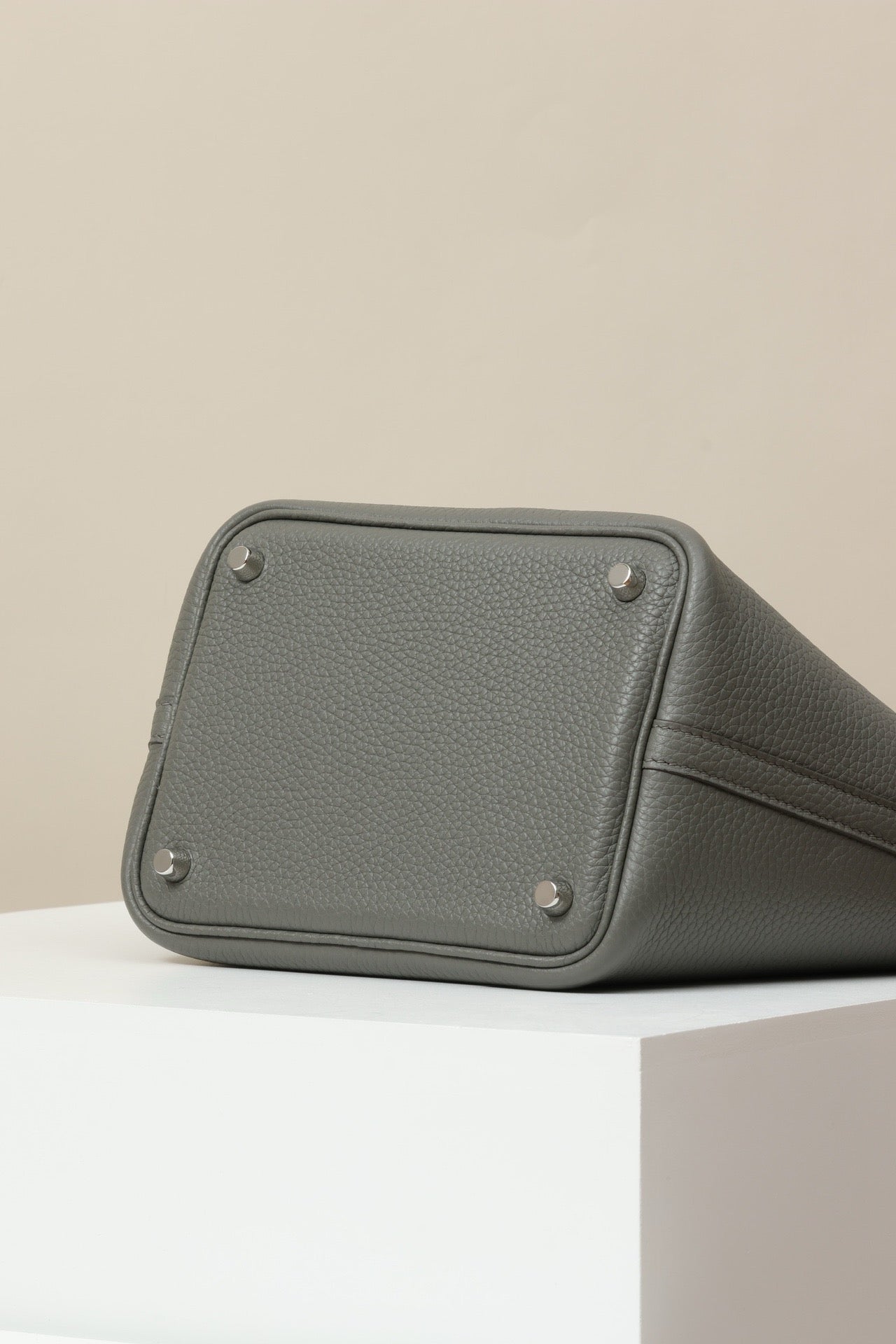 CL18 0L Cumulus Gray PHW #4075