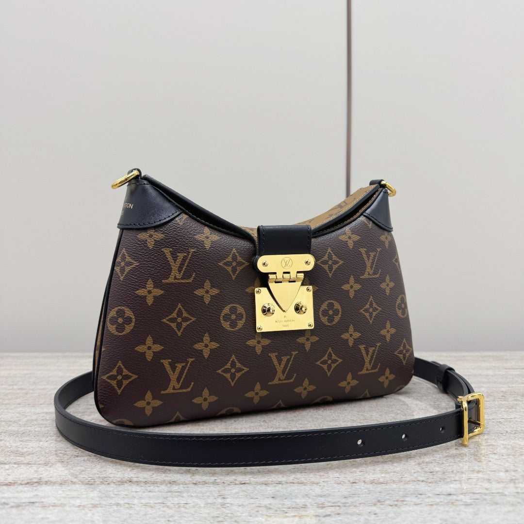 Bag #1242