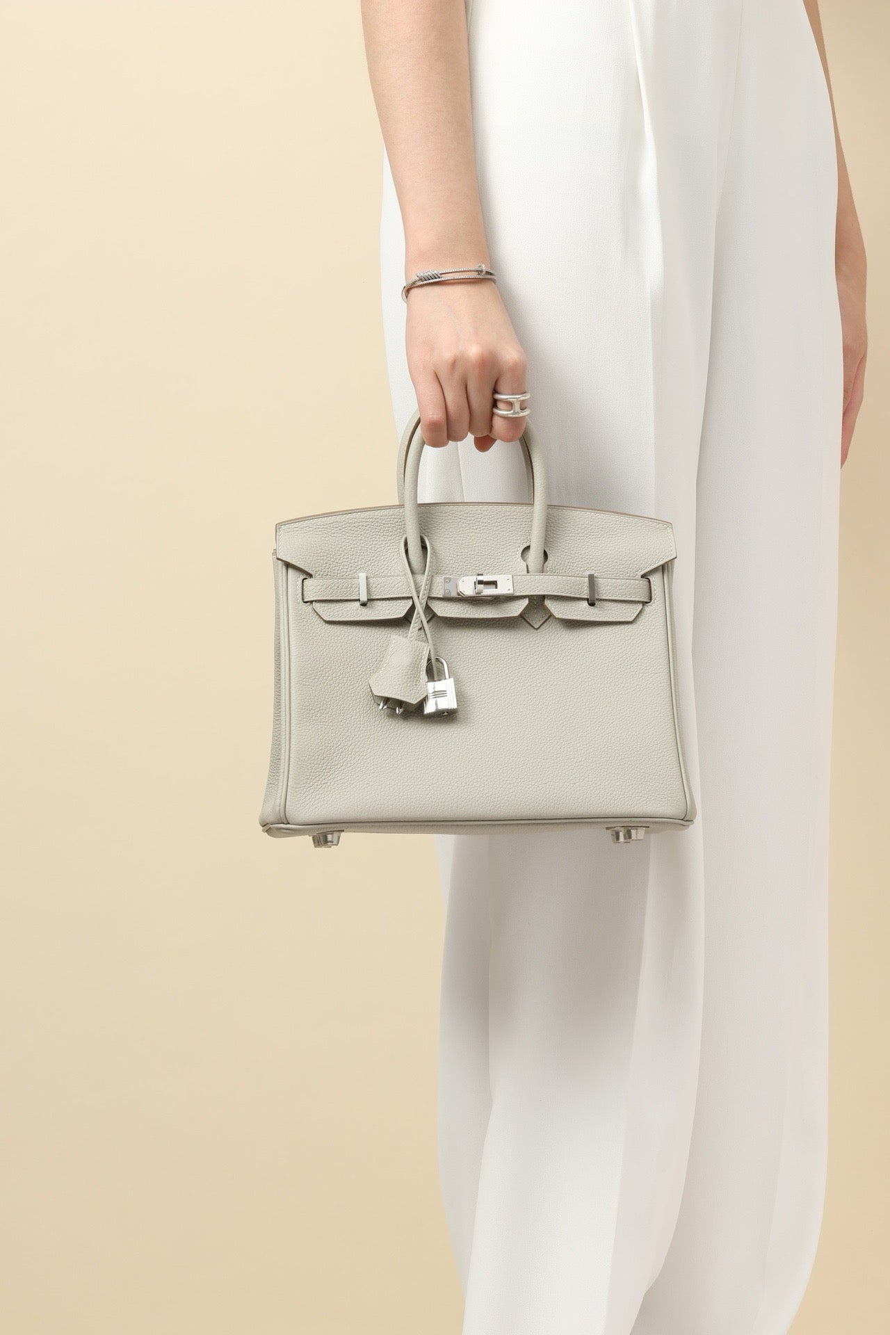 BK25 Pearl Gray# 3867