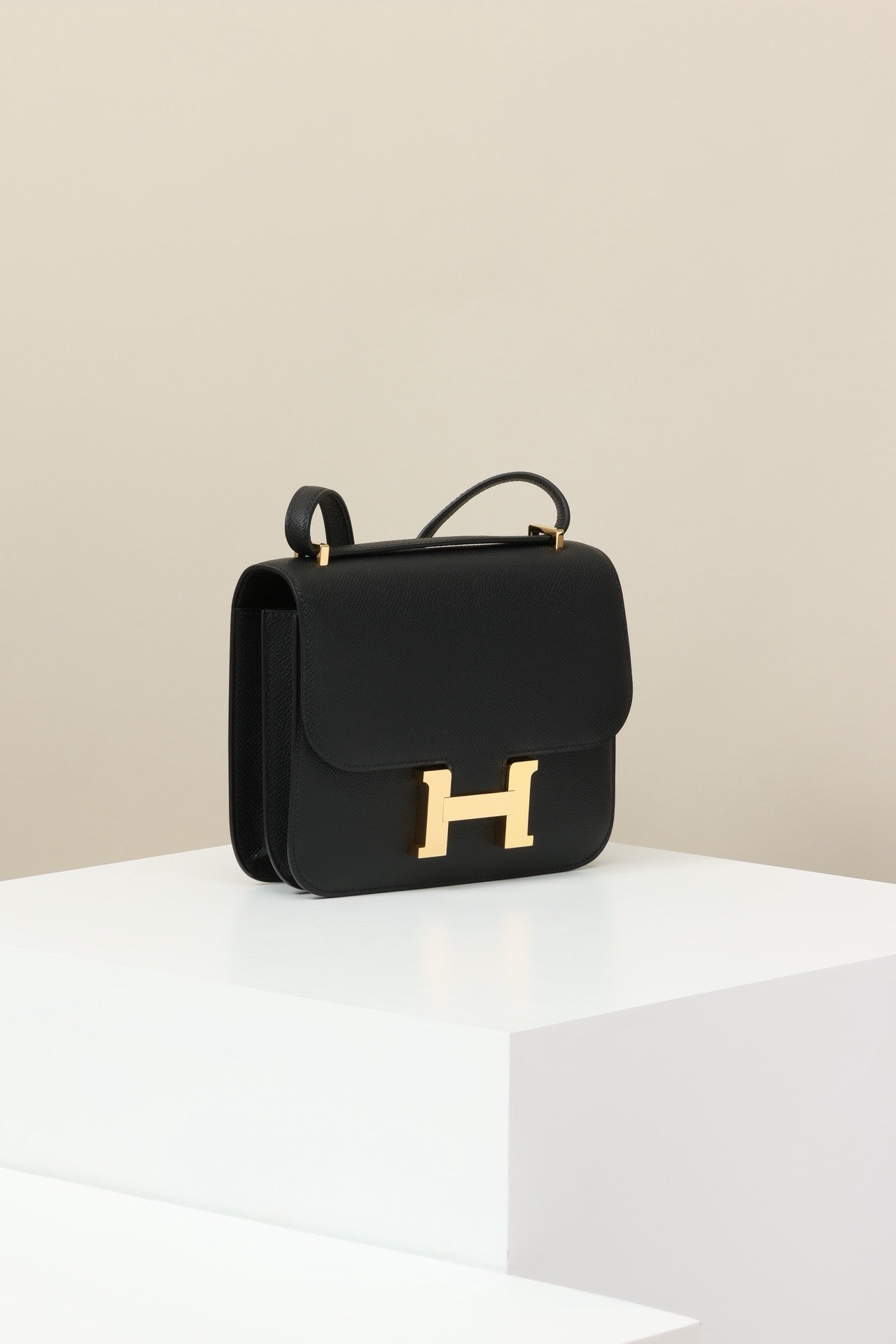 CJ19 19 cm , Black Epsom leather PHW #4296