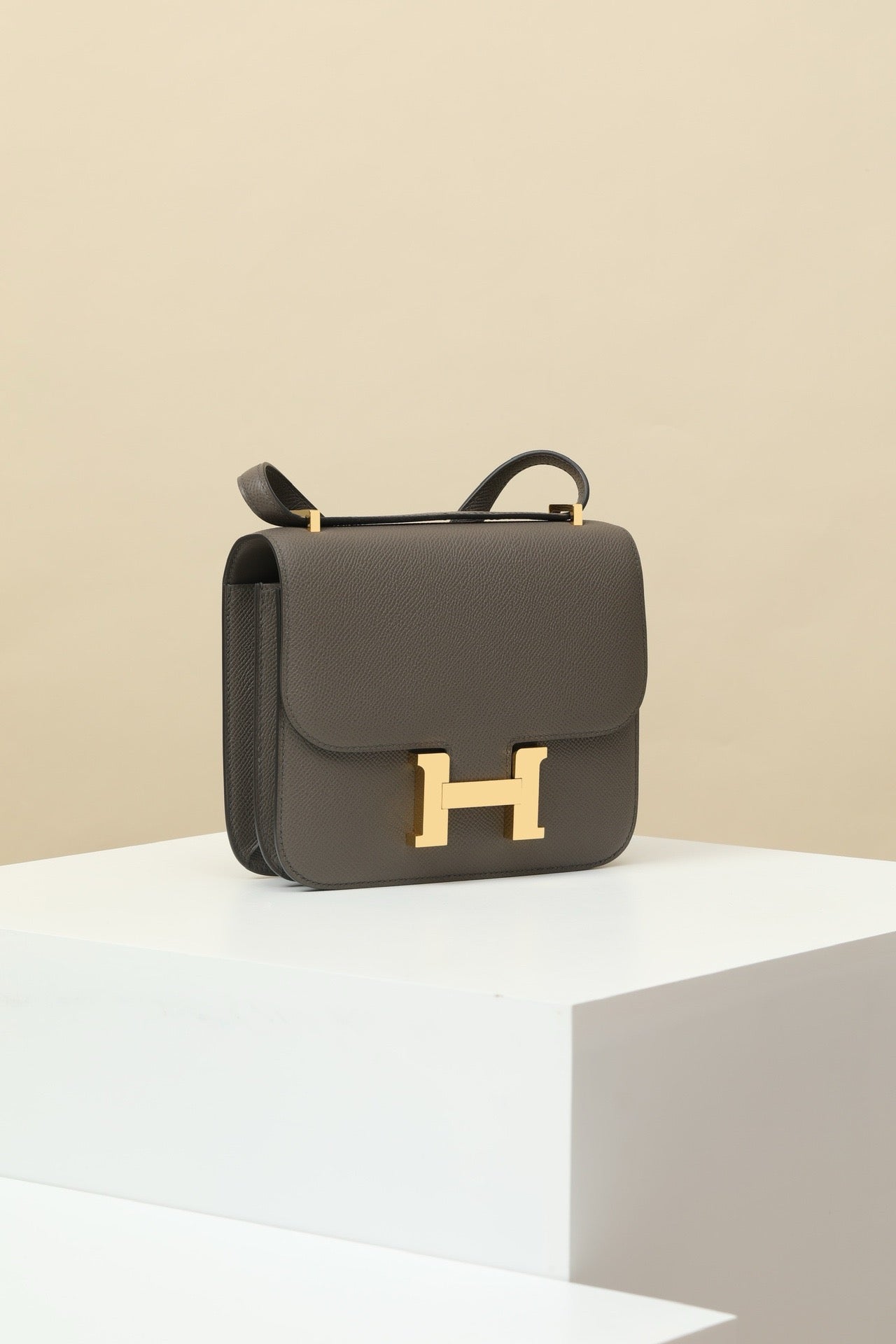 CJ19 19 cm , Pewter Grey Epsom leather GHW #4330