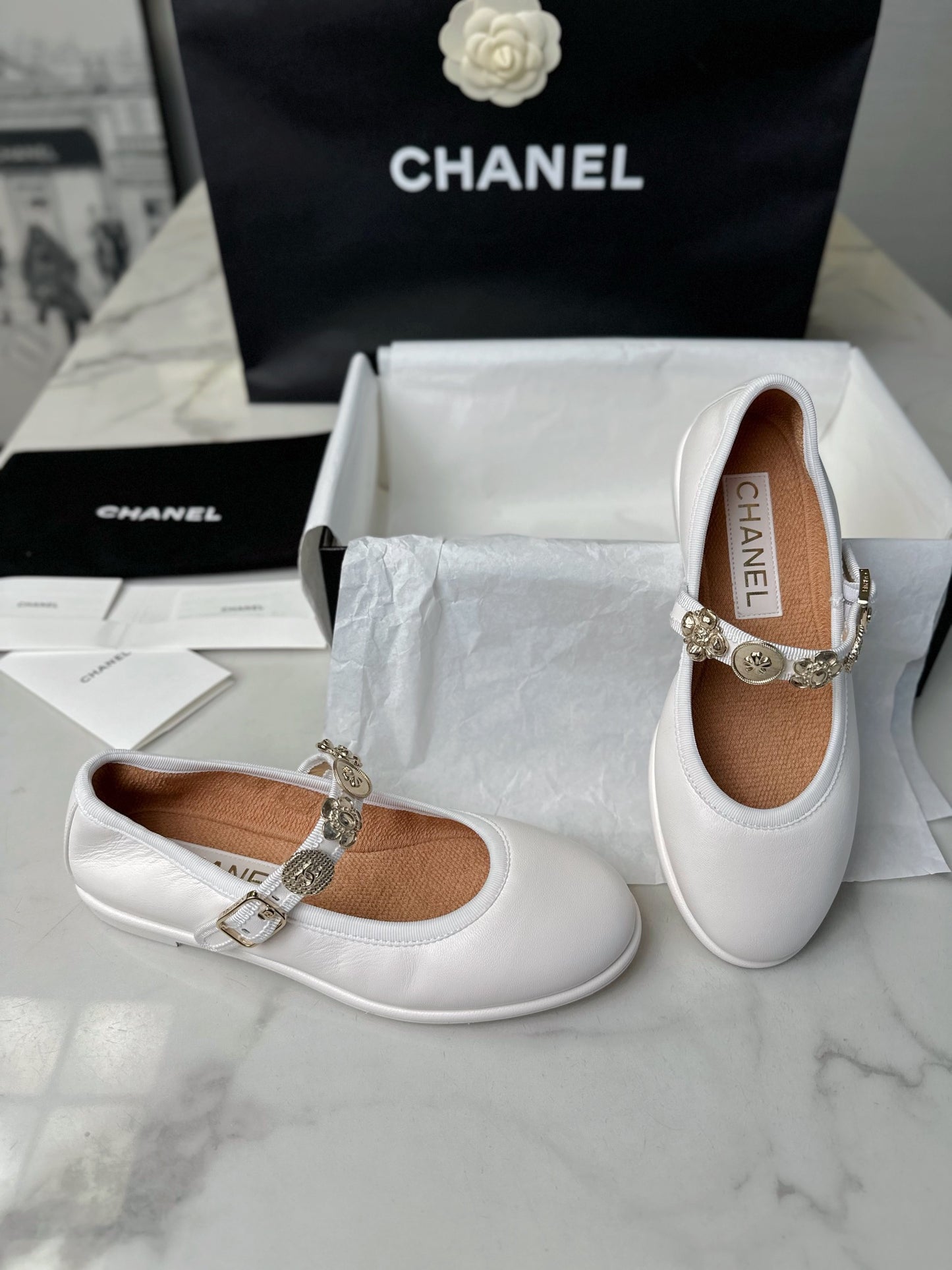 24s sandal #376