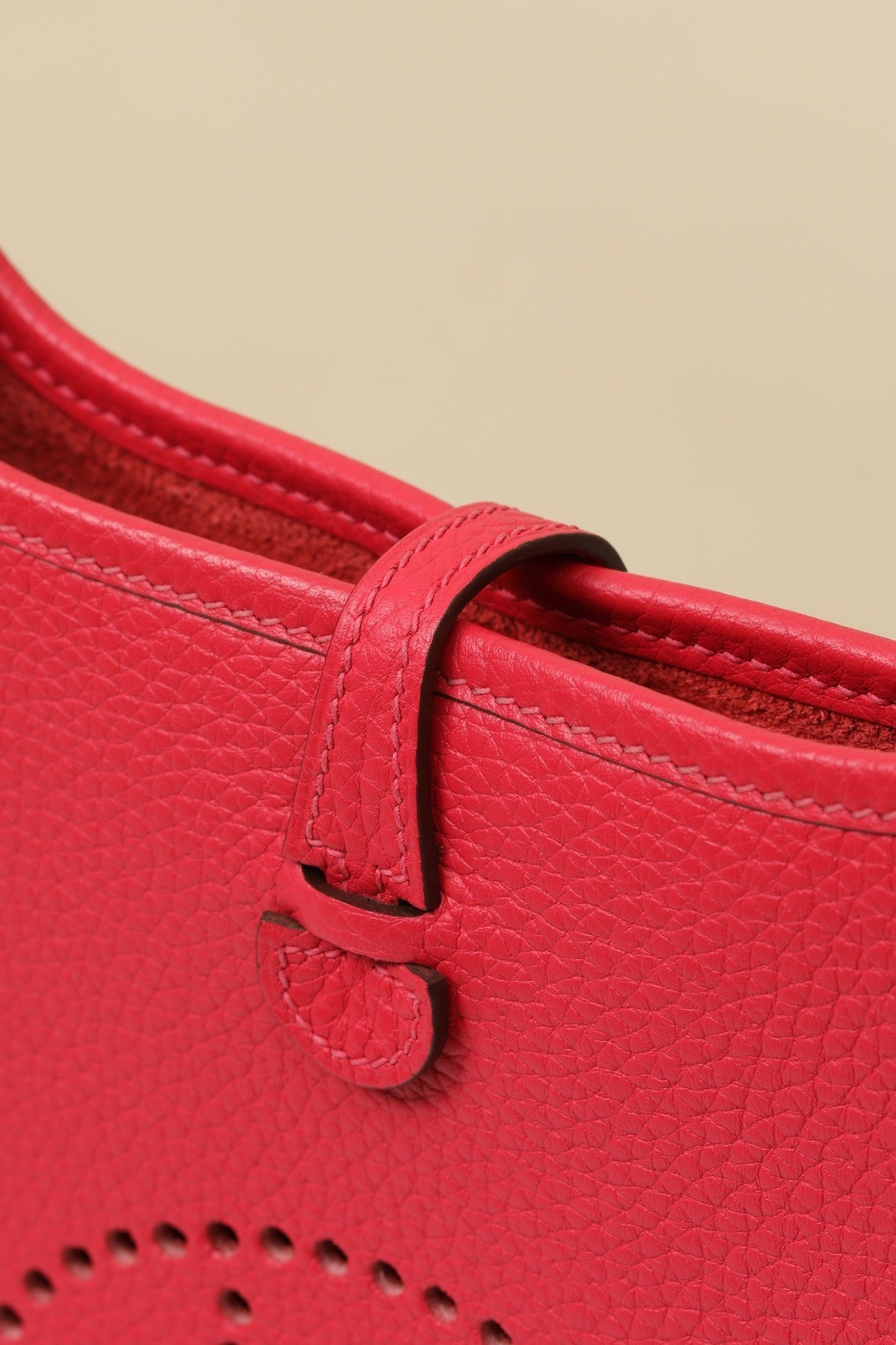 YF16 I6 Ultimate PinkClemence bull leather crossbody bag  ,PHW#4441