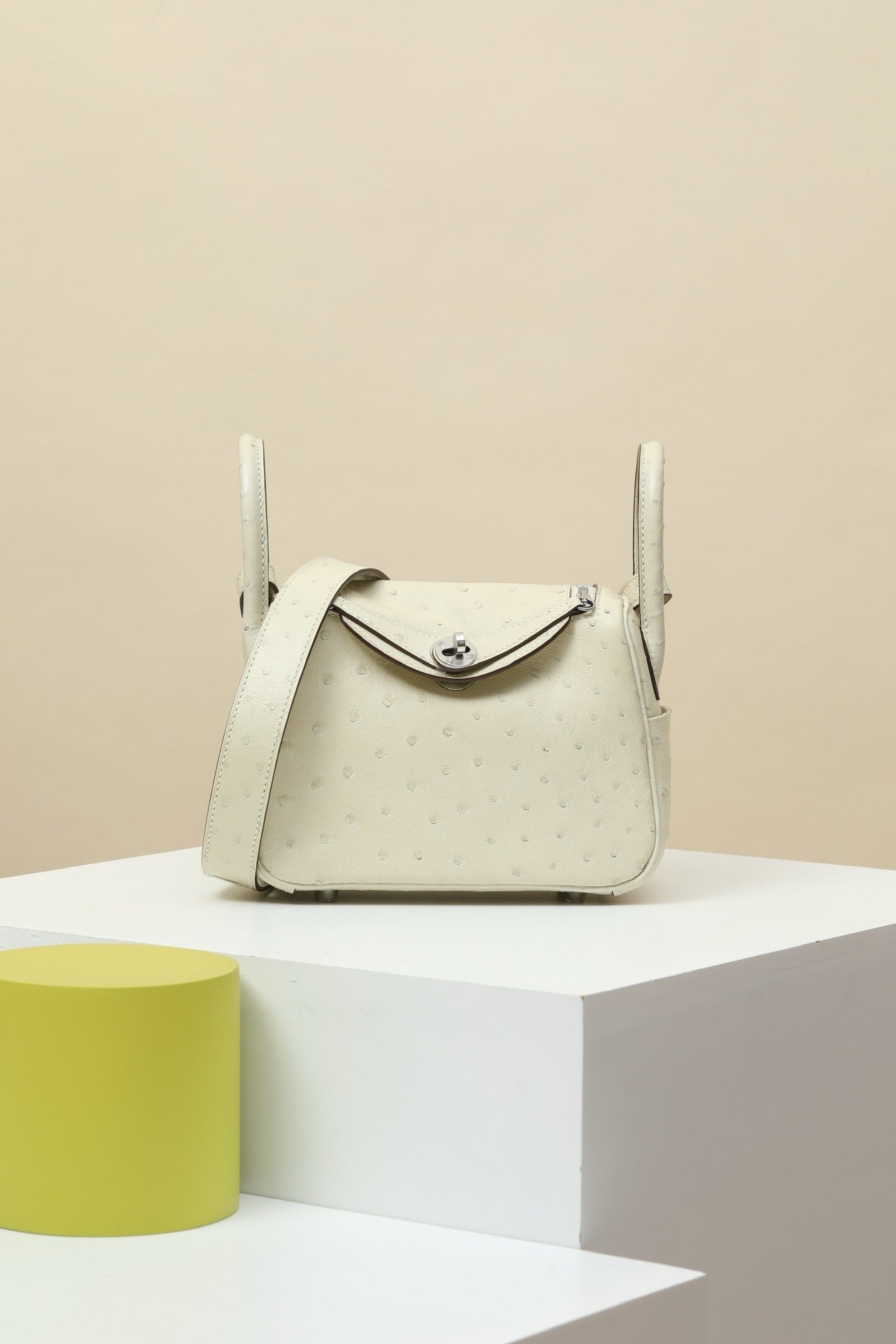 LD19 Wool White # 3751