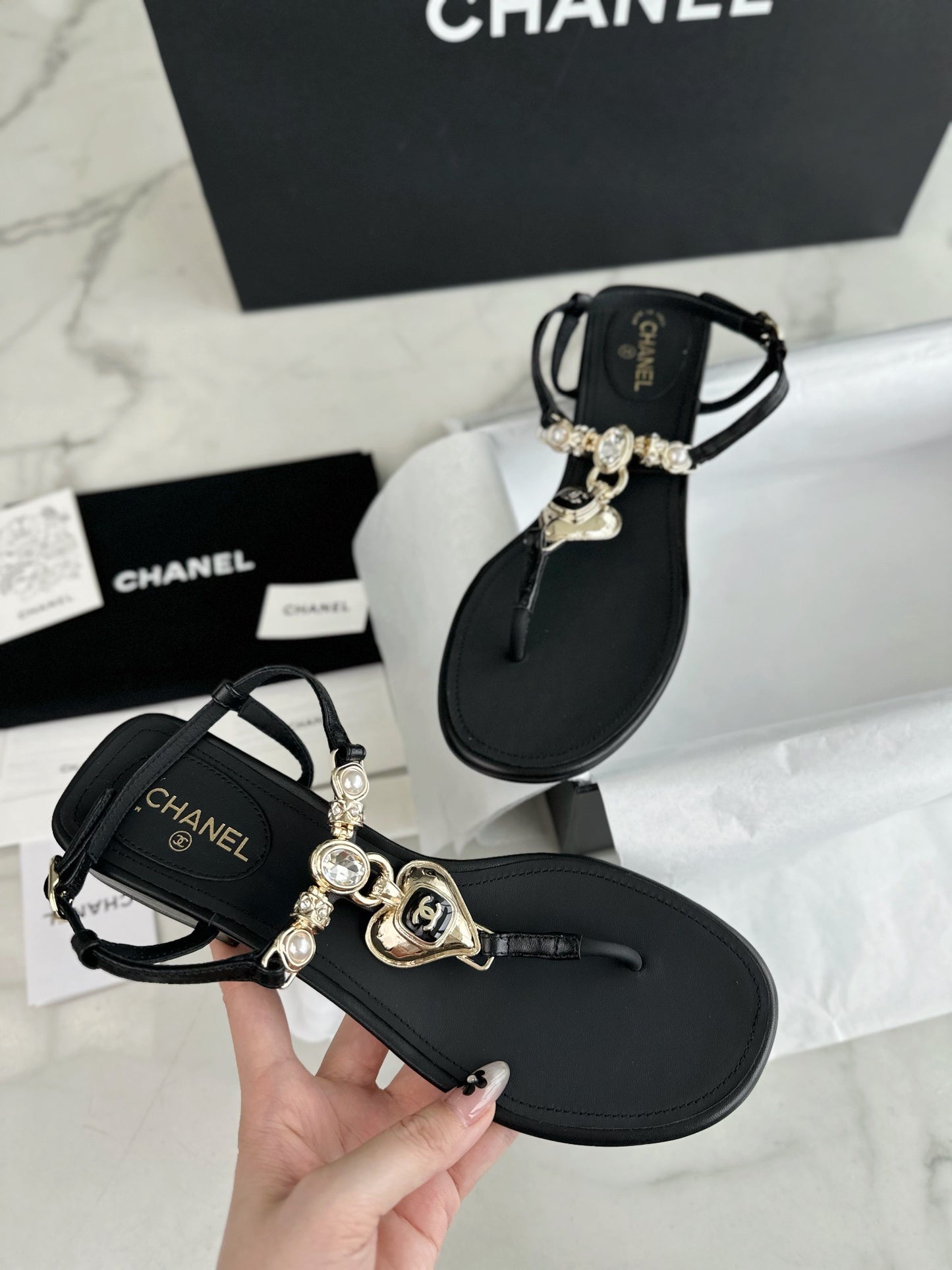 24s Sandal #370