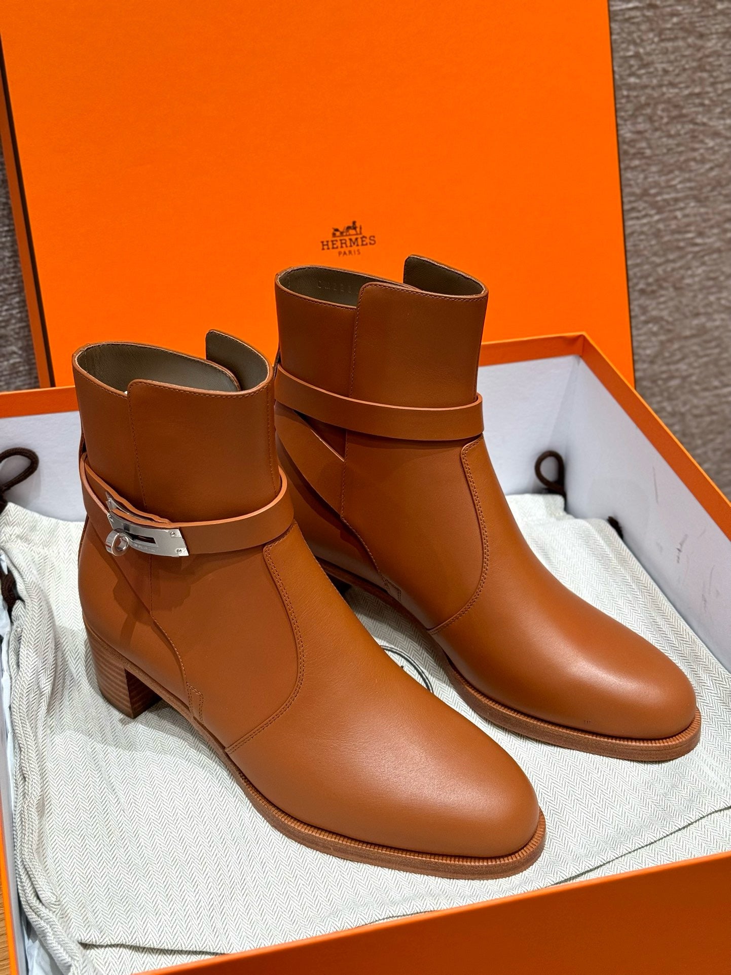 HBoots#3100