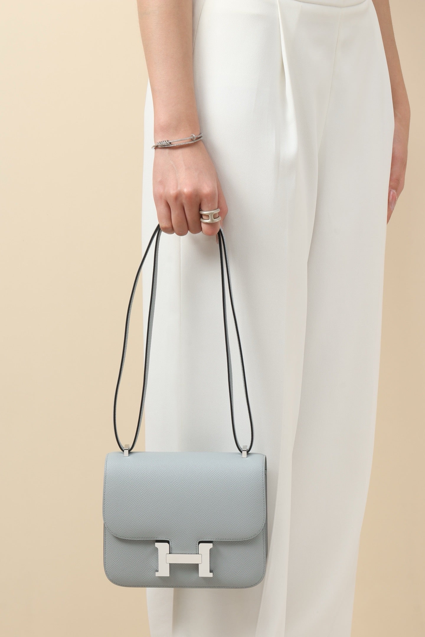 CJ19 19 cm ,  Glacier Blue Epsom leather PHW #4312