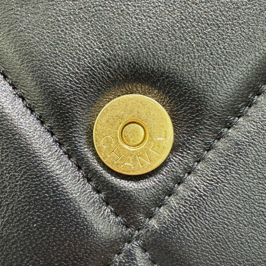Woc 19 bag #717