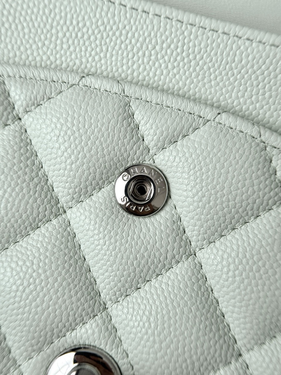 Cf25 Silver Hardware , Caviar # 4218