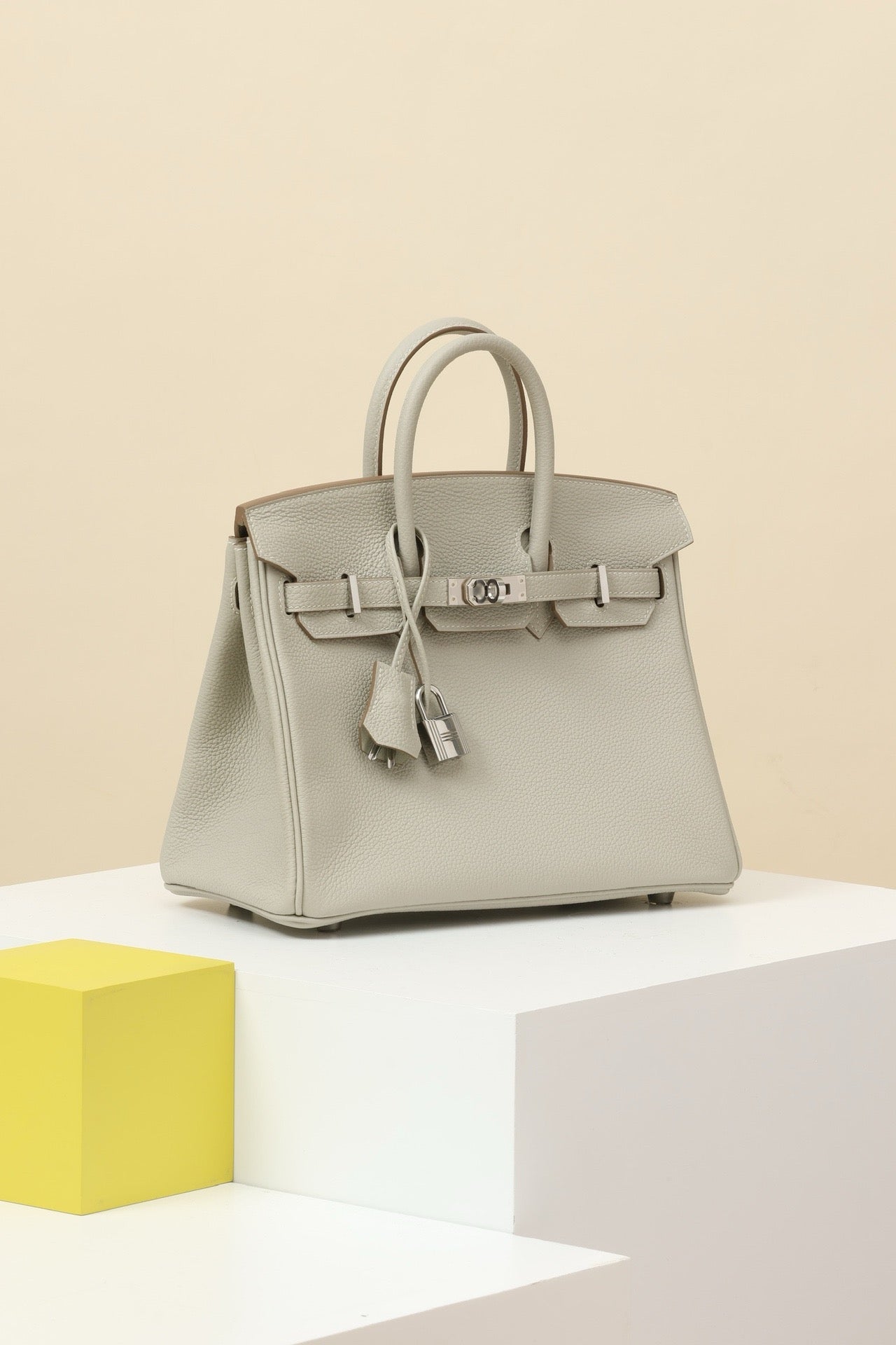 BK25 Pearl Gray# 3867