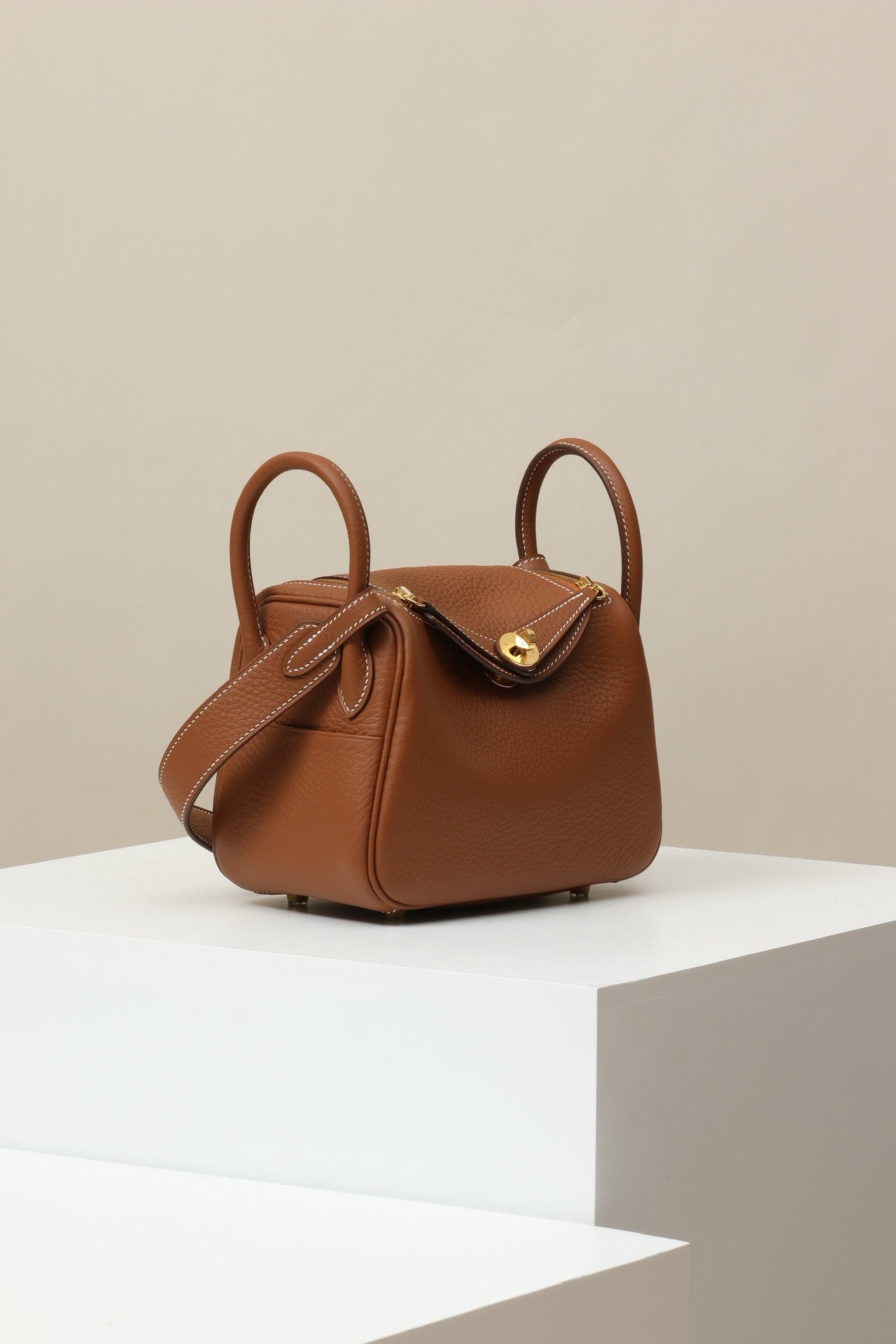 LD19 , Togo , CK37 Gold GHW #4602