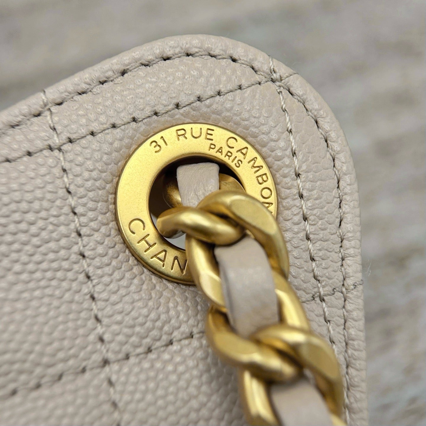 24s hobo Medium #4126