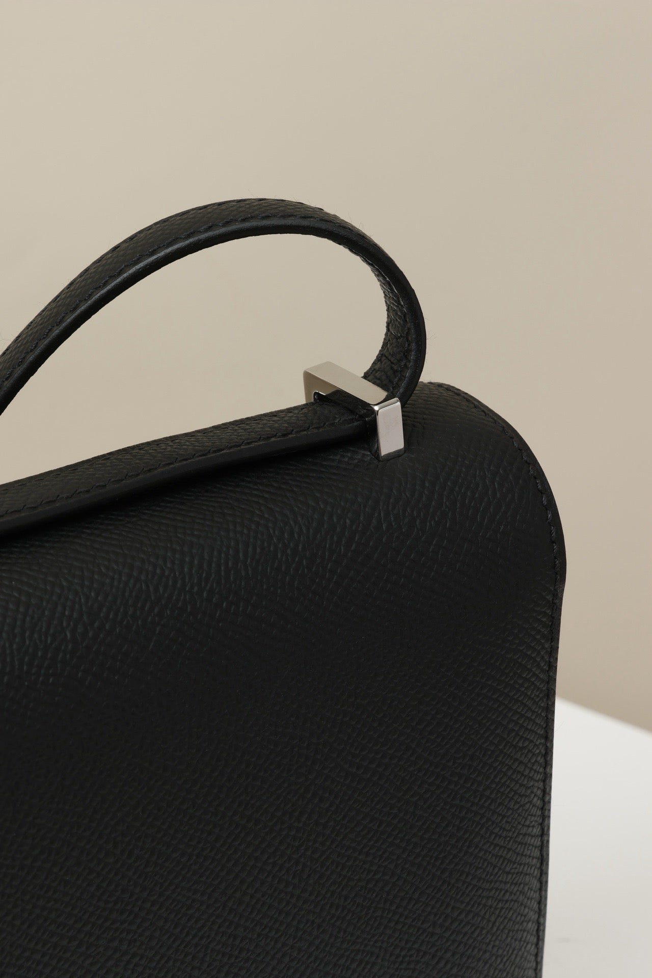 CJ19 19 cm , Black Epsom leather PHW #4295