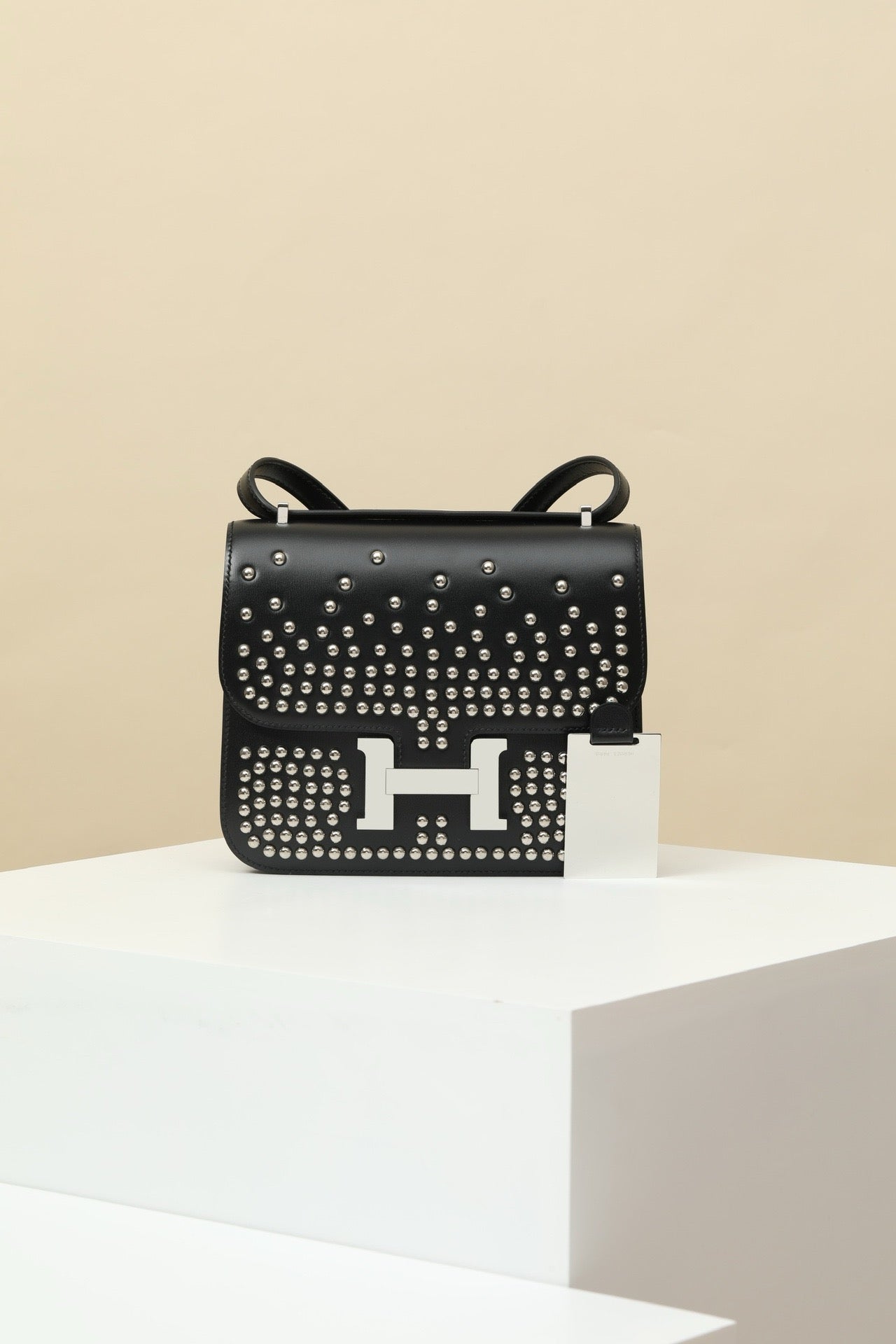 CJ19 19 cm , Box leather PHW #4288