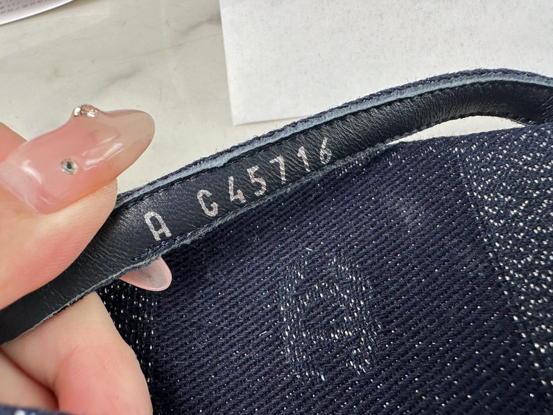 24s Sandal #260